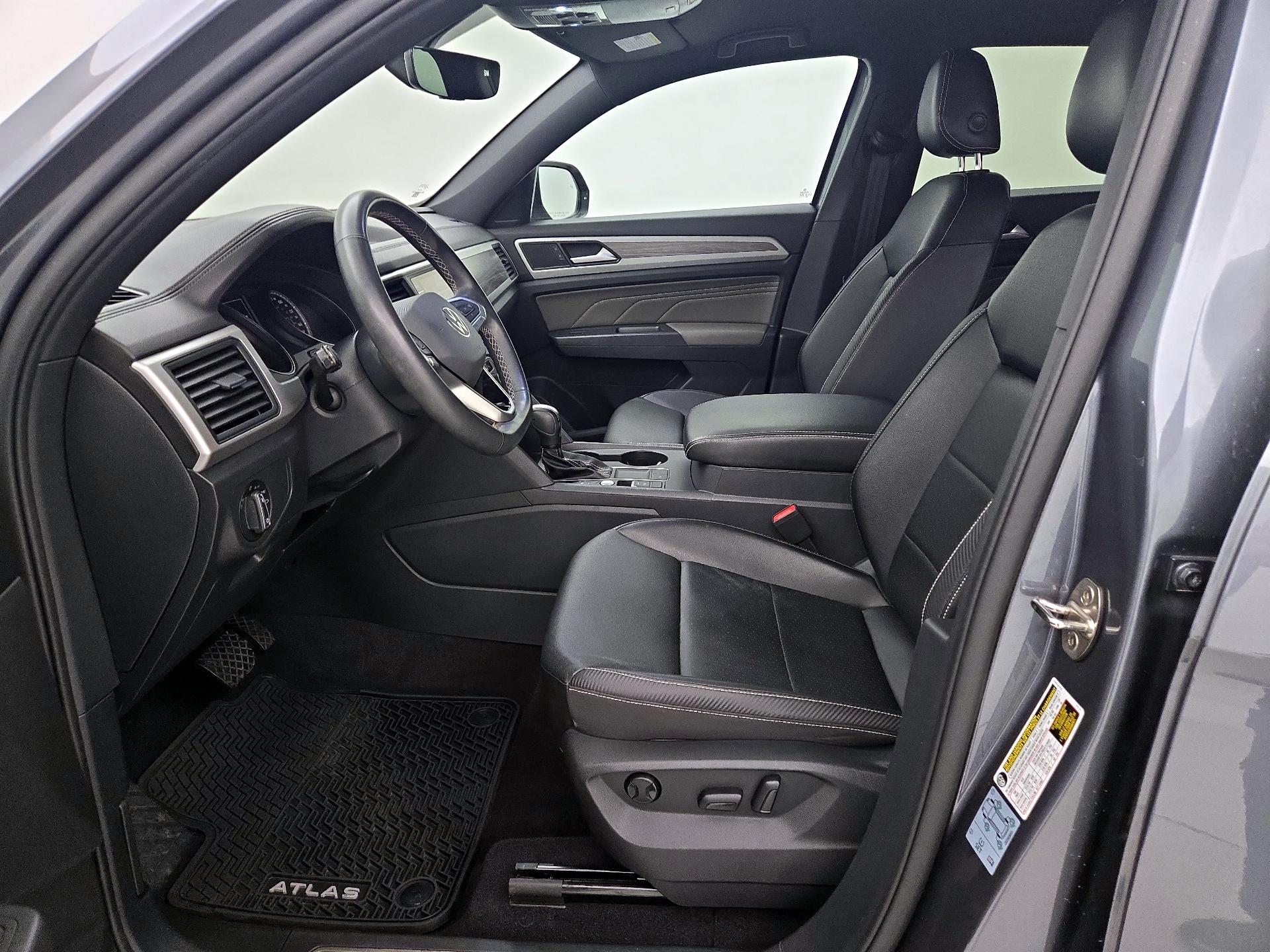Thumbnail: 2021 Volkswagen Atlas - 11