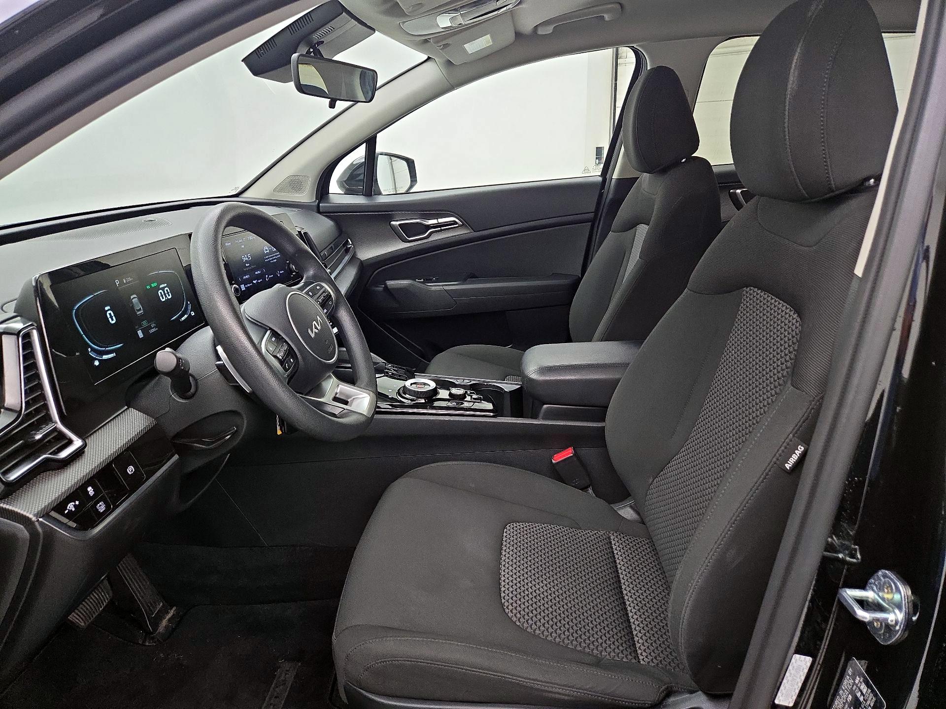 Thumbnail: 2023 Kia Sportage - 11
