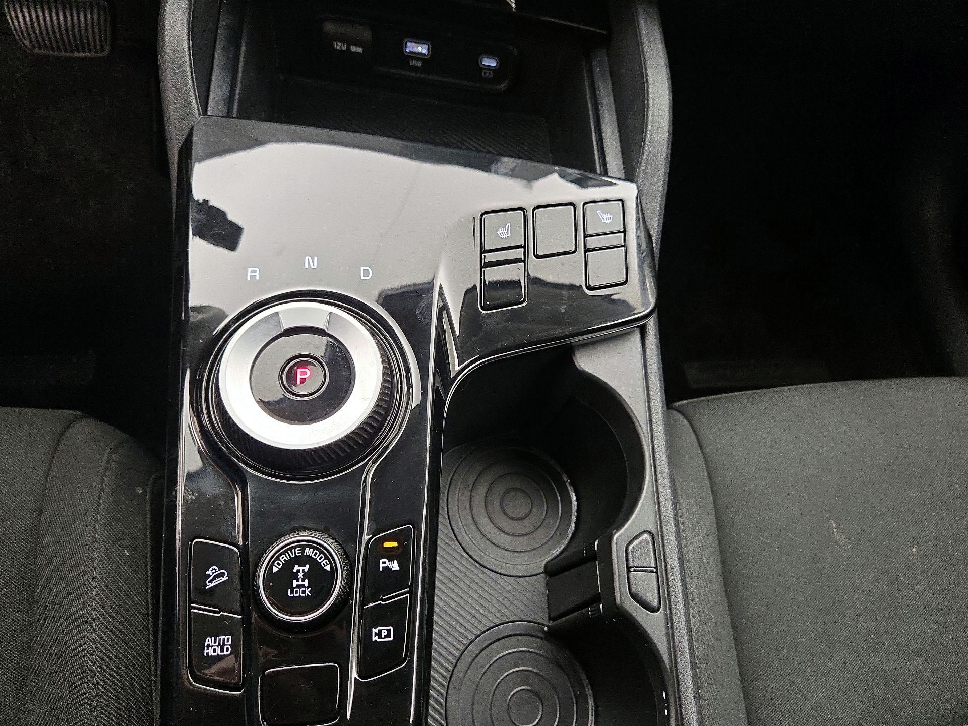 Thumbnail: 2023 Kia Sportage - 17