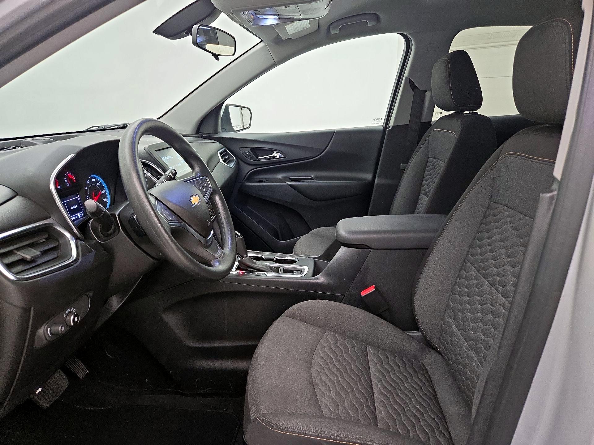 Thumbnail: 2018 Chevrolet Equinox - 11