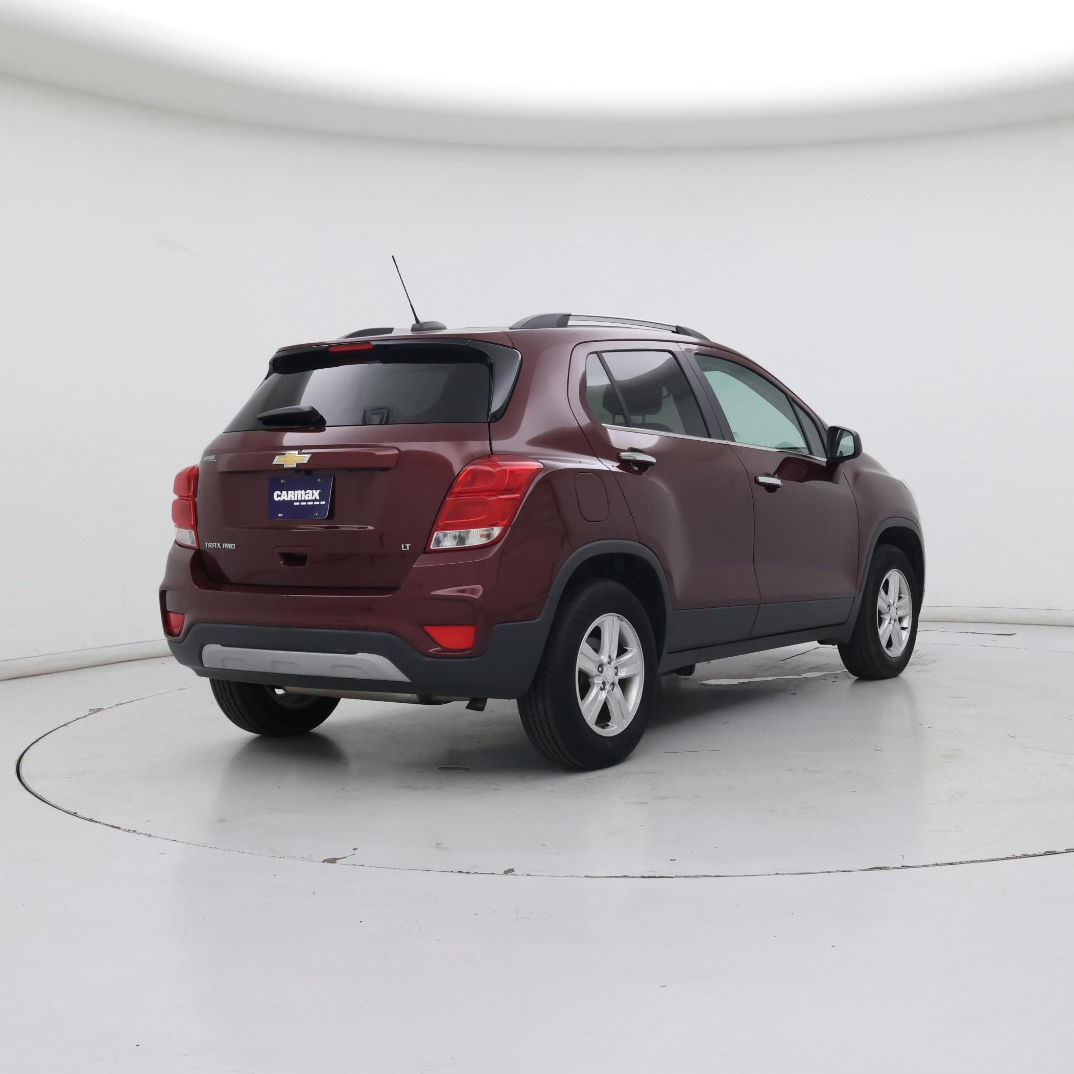 Thumbnail: 2017 Chevrolet Trax - 8