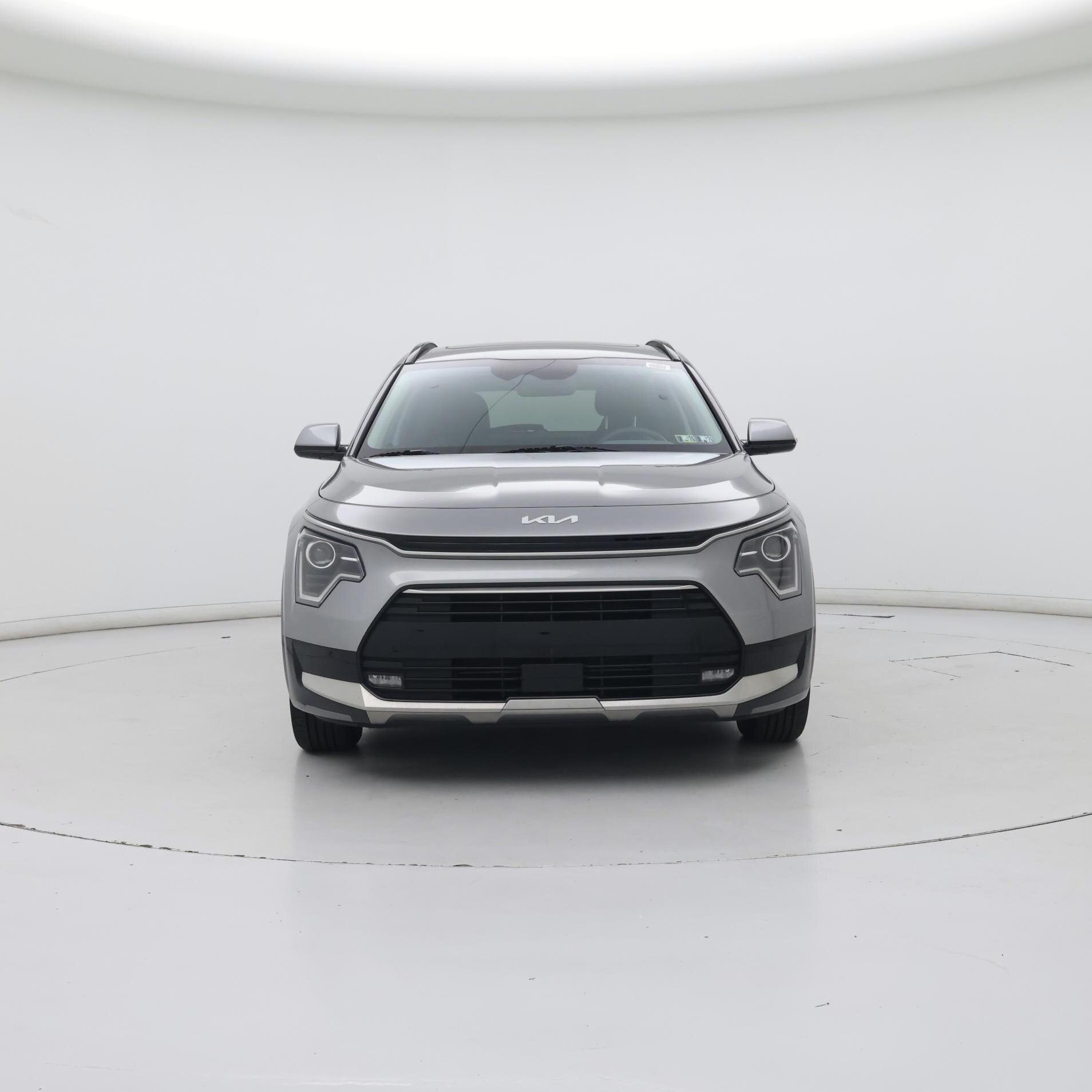Thumbnail: 2023 Kia Niro - 5