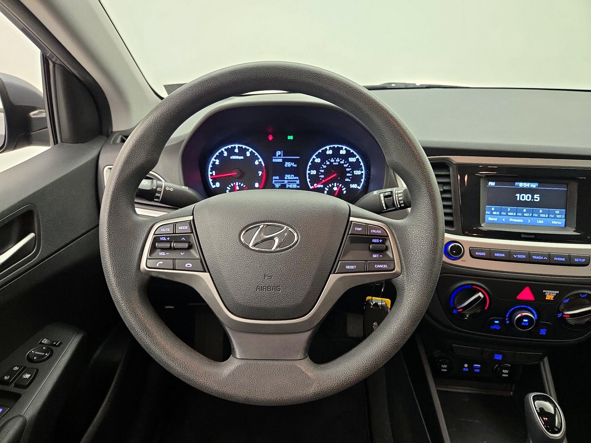 Thumbnail: 2020 Hyundai Accent - 10