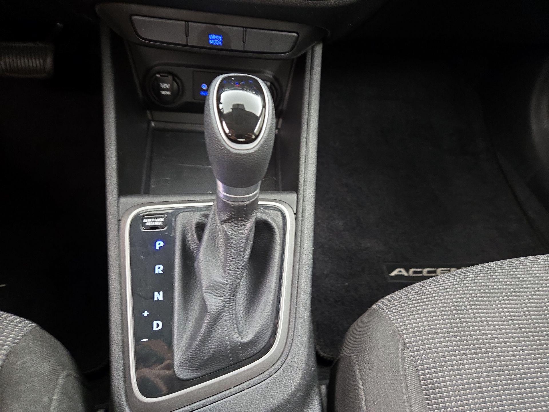 Thumbnail: 2020 Hyundai Accent - 17