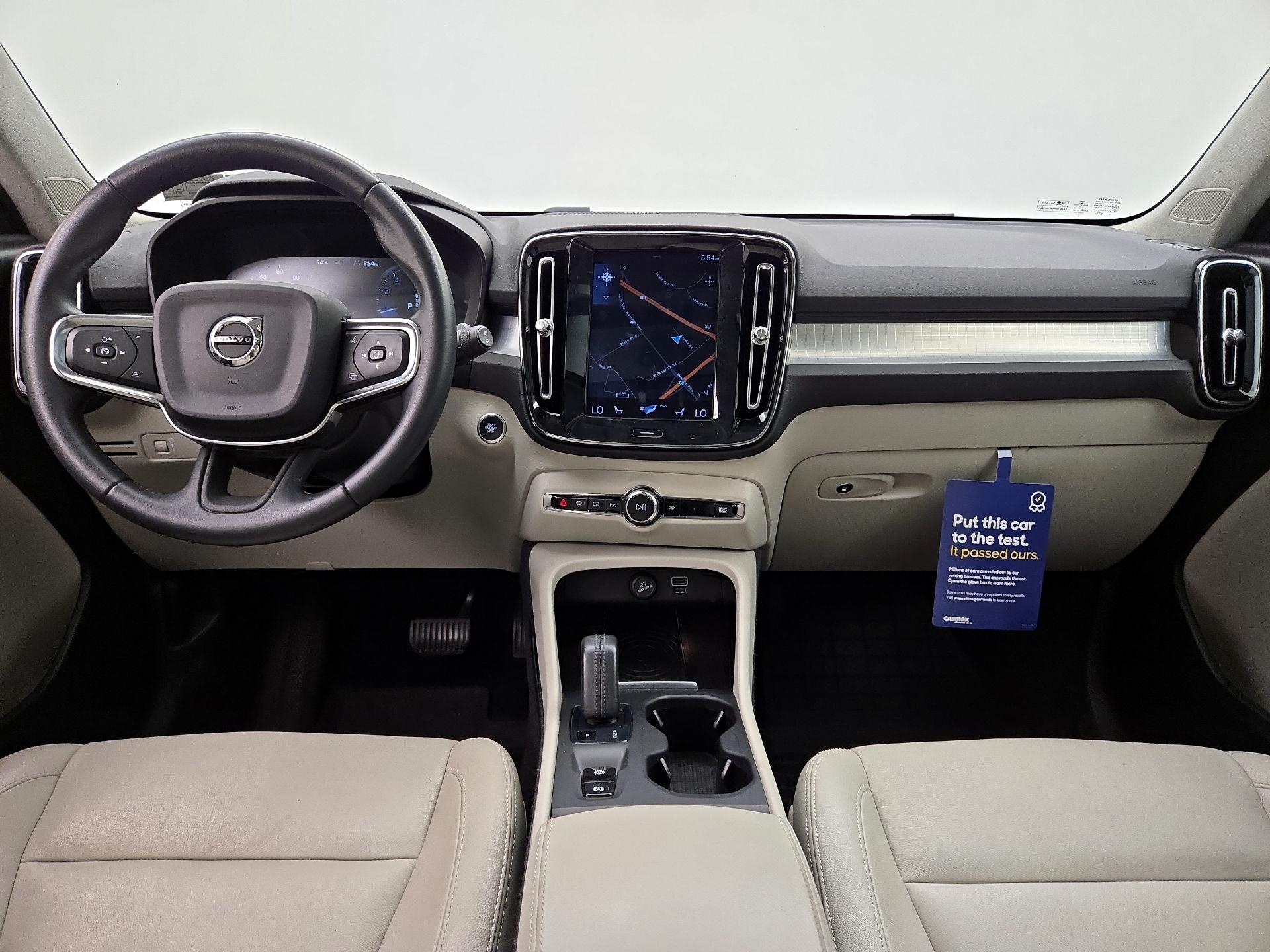 Thumbnail: 2019 Volvo XC40 - 9