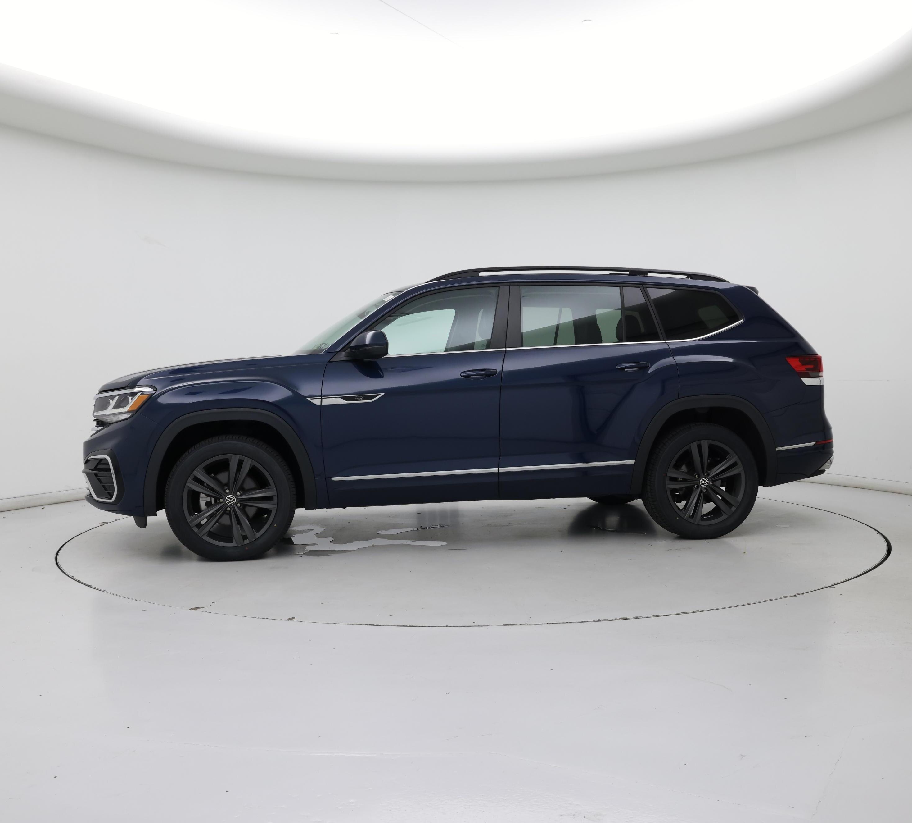 Thumbnail: 2021 Volkswagen Atlas - 3