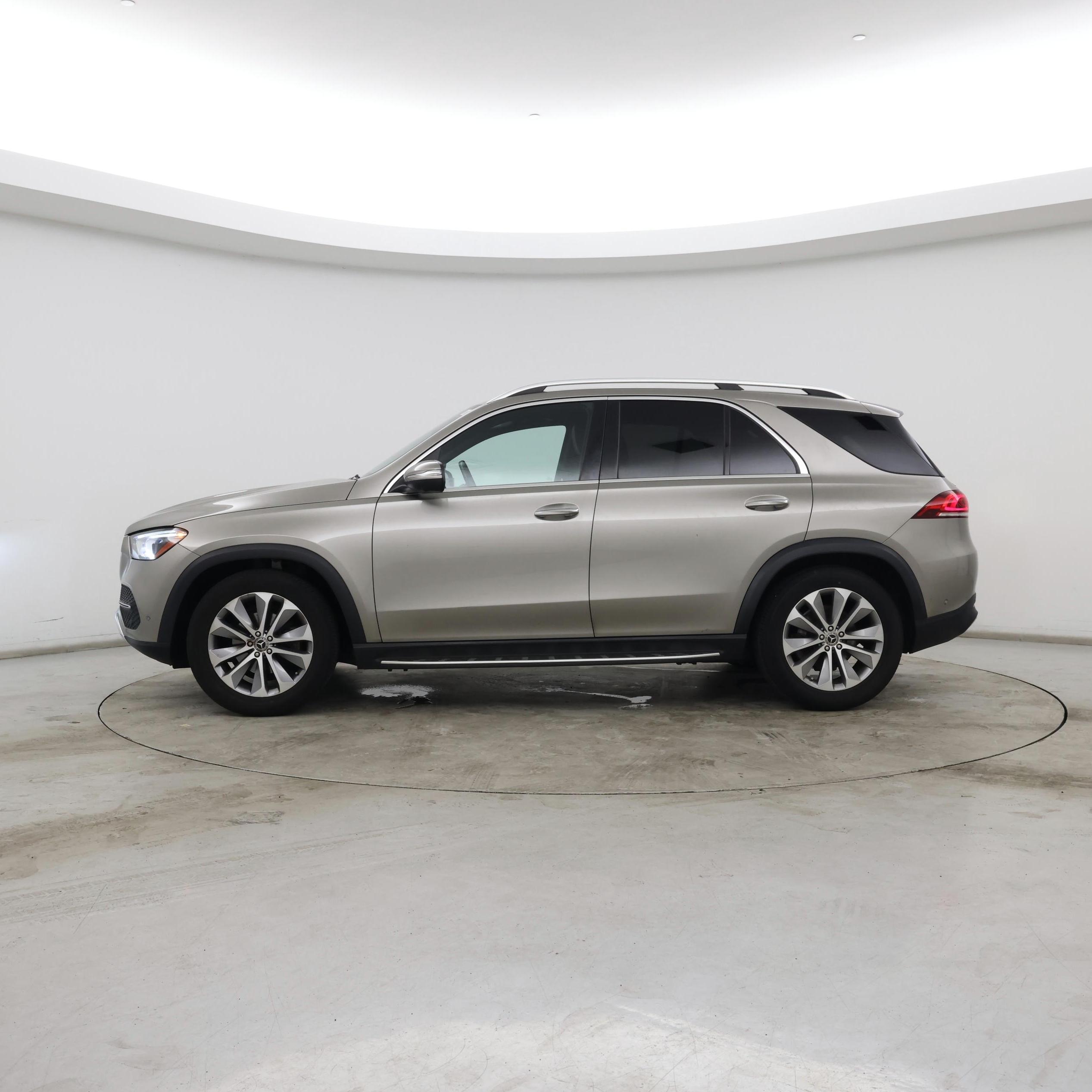Thumbnail: 2020 Mercedes-Benz GLE - 3