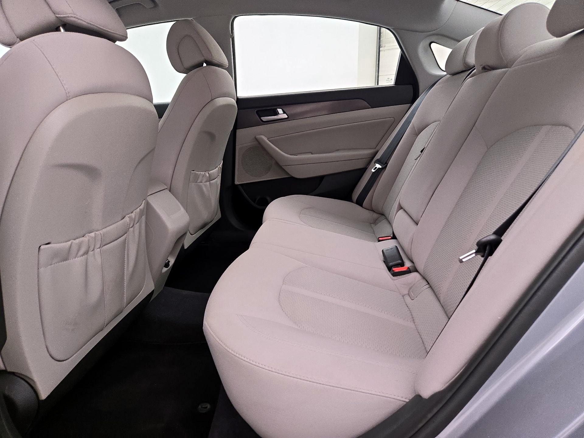 Thumbnail: 2017 Hyundai Sonata - 19