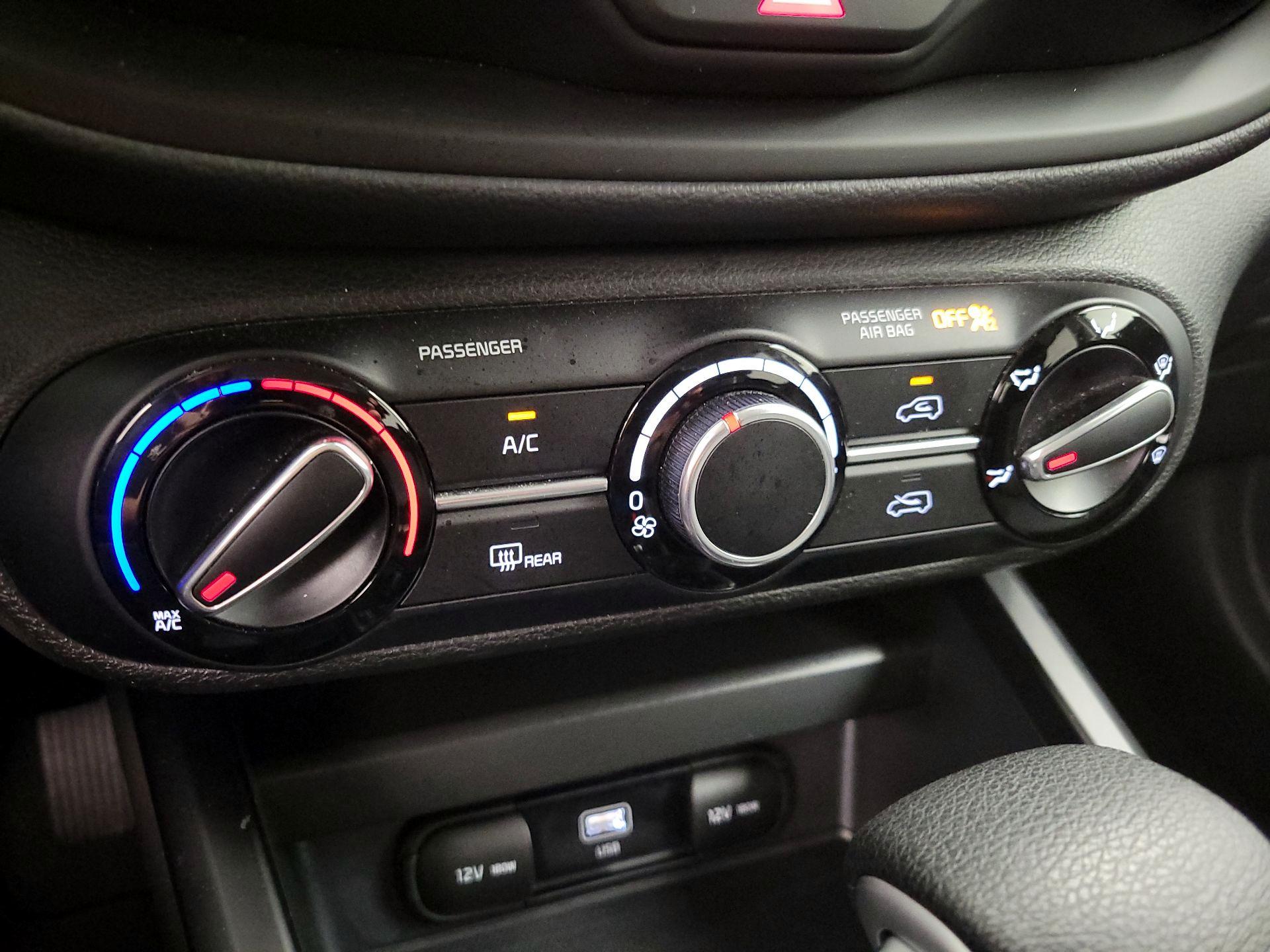 Thumbnail: 2023 Kia Soul - 16