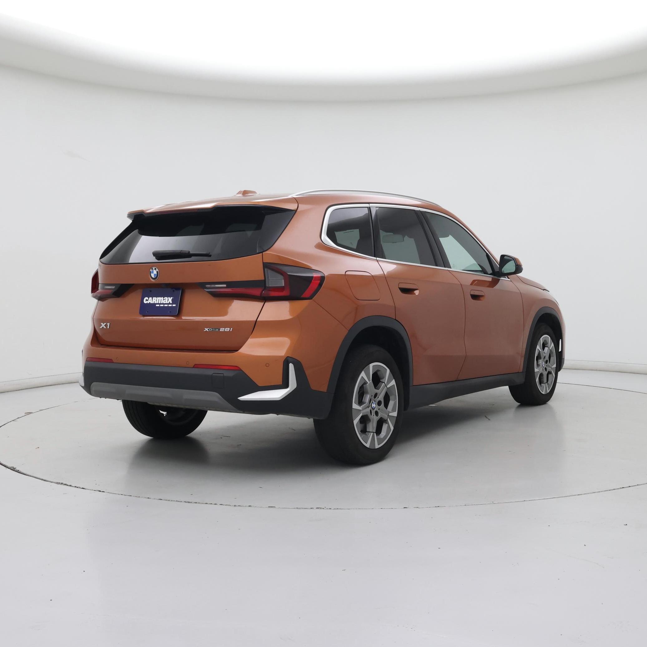 Thumbnail: 2023 BMW X1 - 8