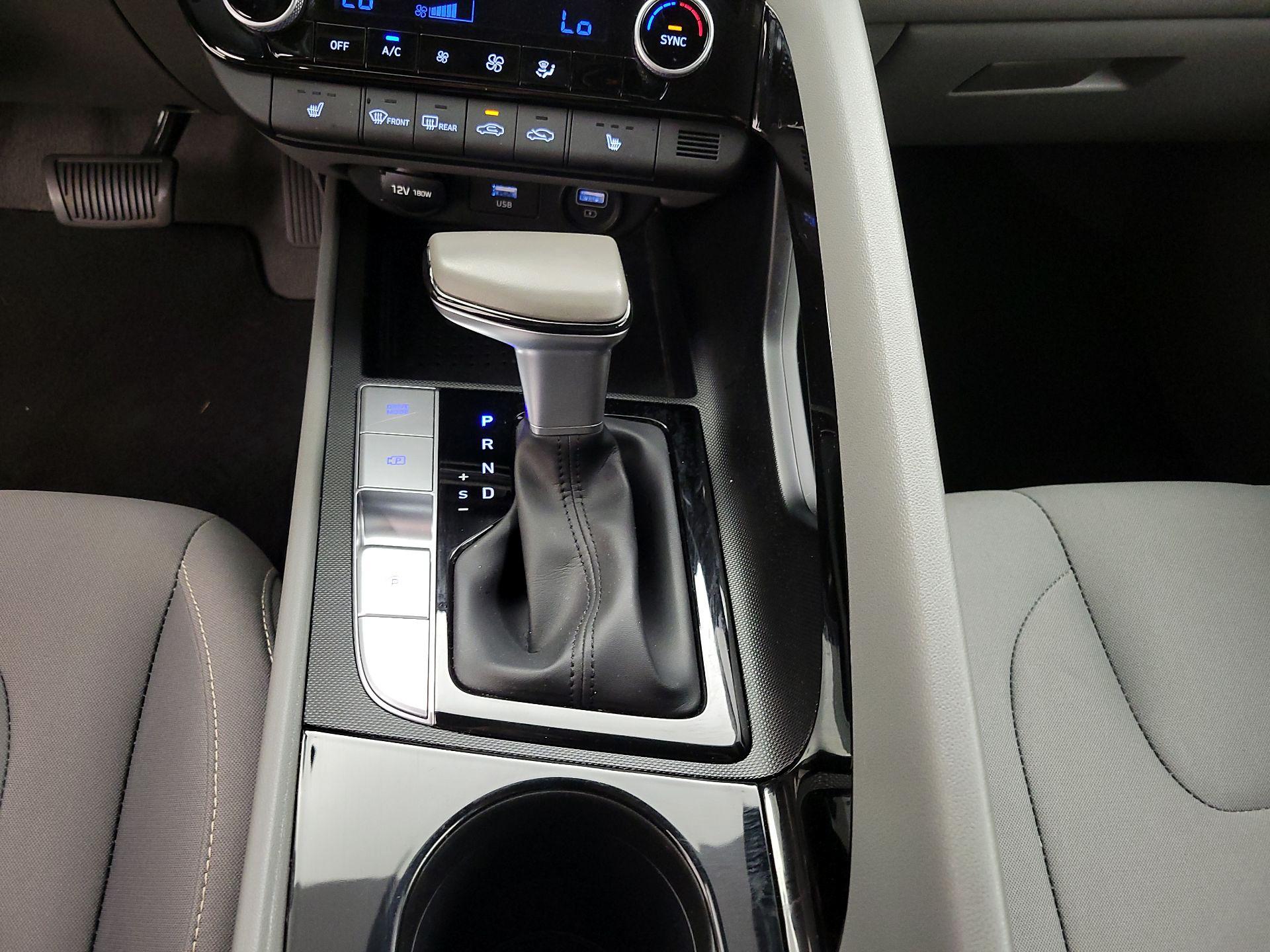 Thumbnail: 2023 Hyundai Elantra - 18