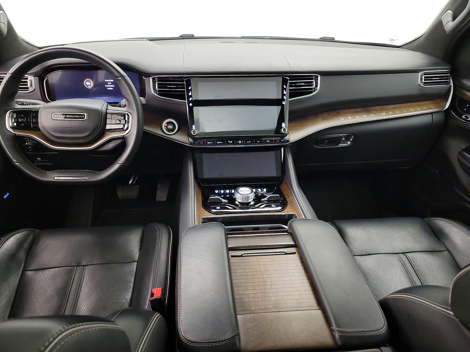 Thumbnail: 2023 Jeep Grand Wagoneer L - 9
