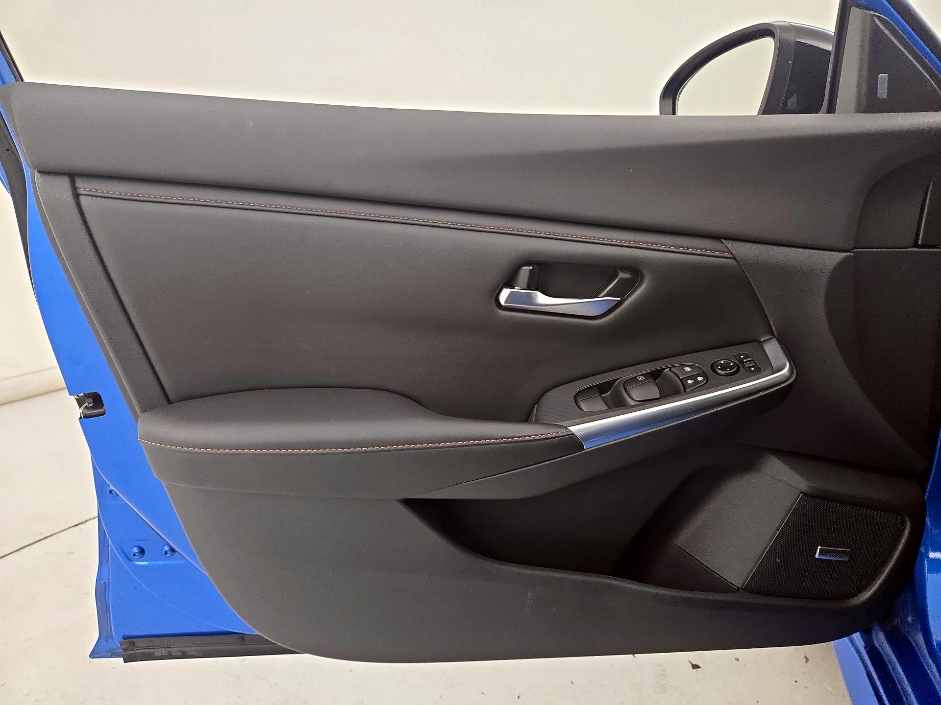 Thumbnail: 2023 Nissan Sentra - 12