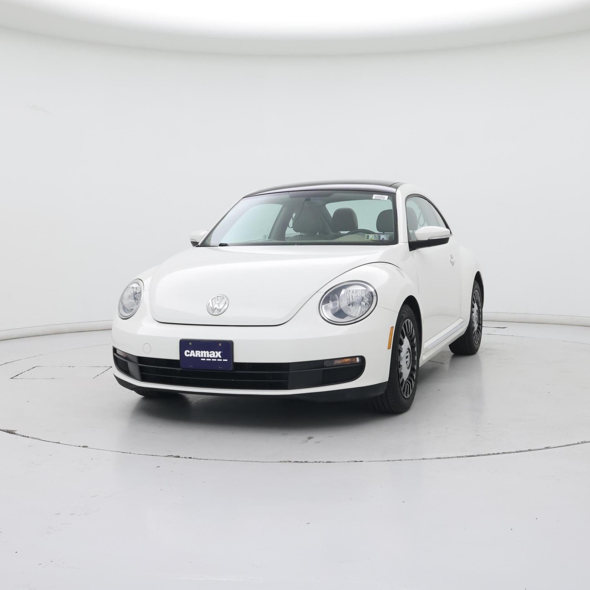 Thumbnail: 2013 Volkswagen Beetle - 4