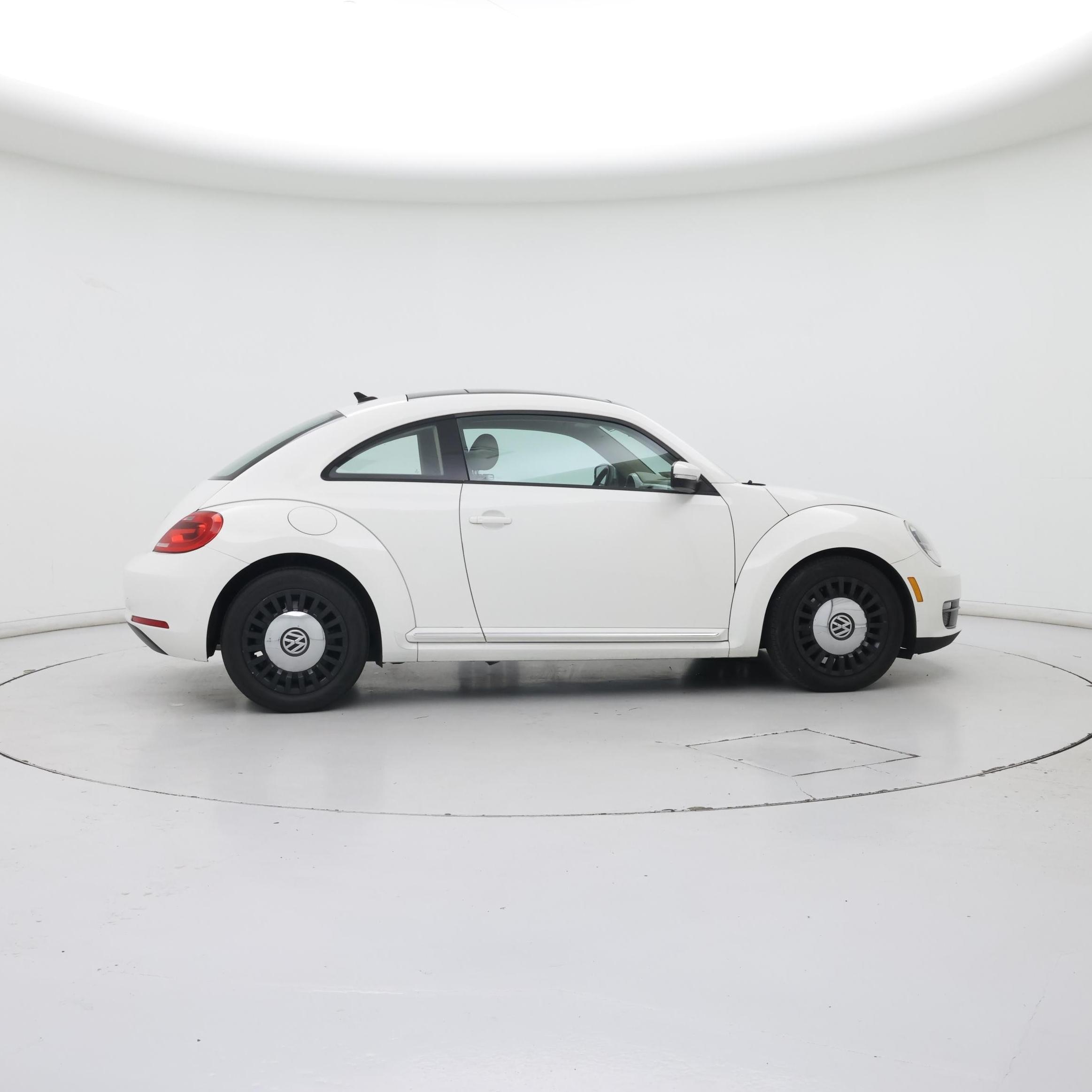 Thumbnail: 2013 Volkswagen Beetle - 7