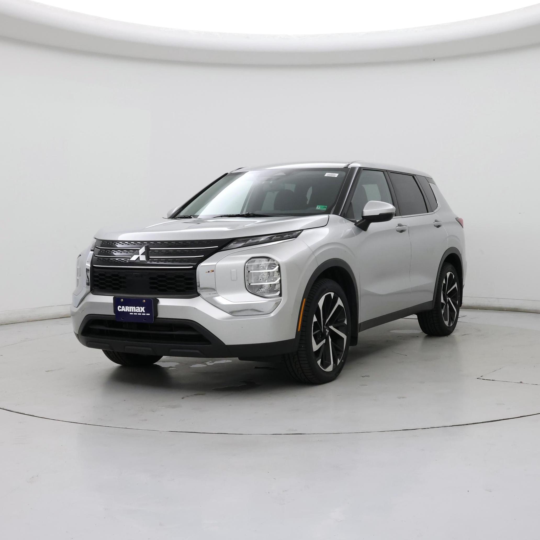 Thumbnail: 2022 Mitsubishi Outlander - 4