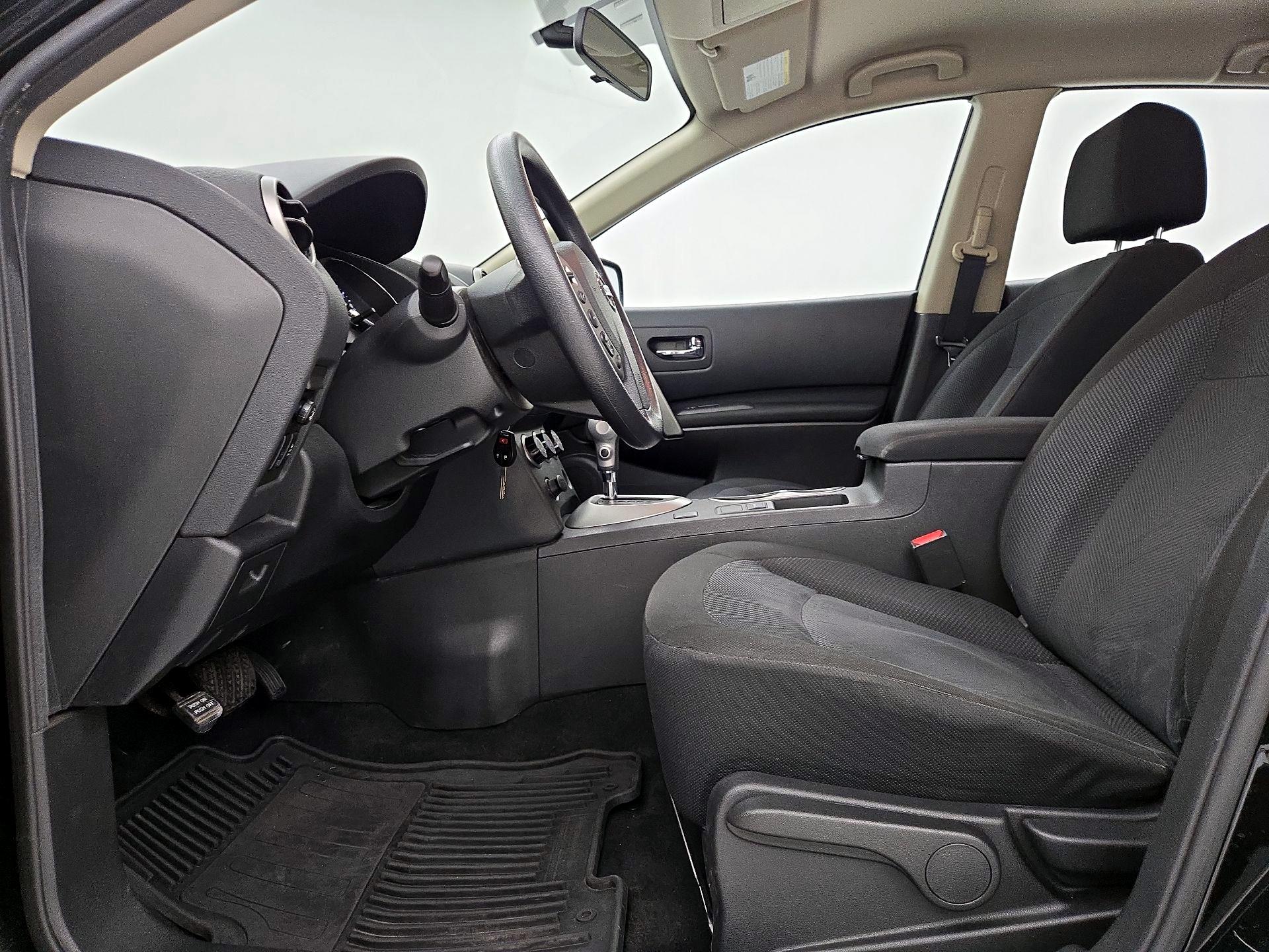 Thumbnail: 2014 Nissan Rogue - 11