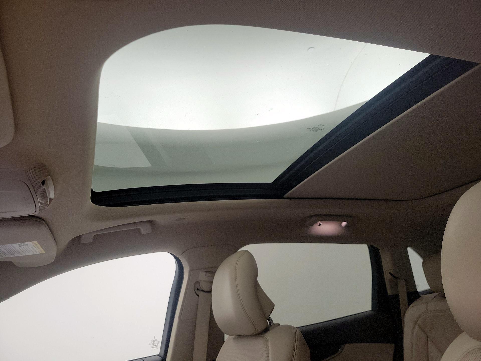 Thumbnail: 2019 Lincoln Nautilus - 18