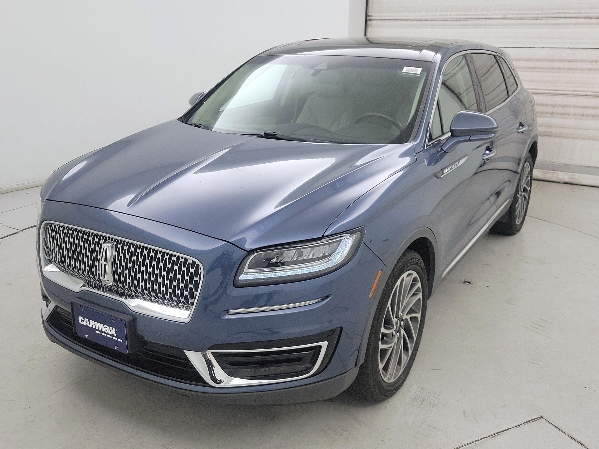 Thumbnail: 2019 Lincoln Nautilus - 3
