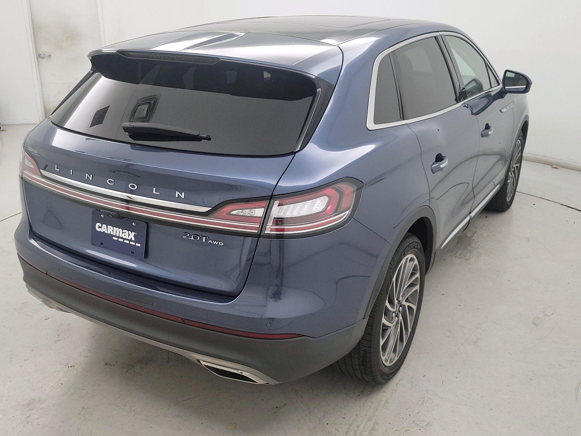 Thumbnail: 2019 Lincoln Nautilus - 5