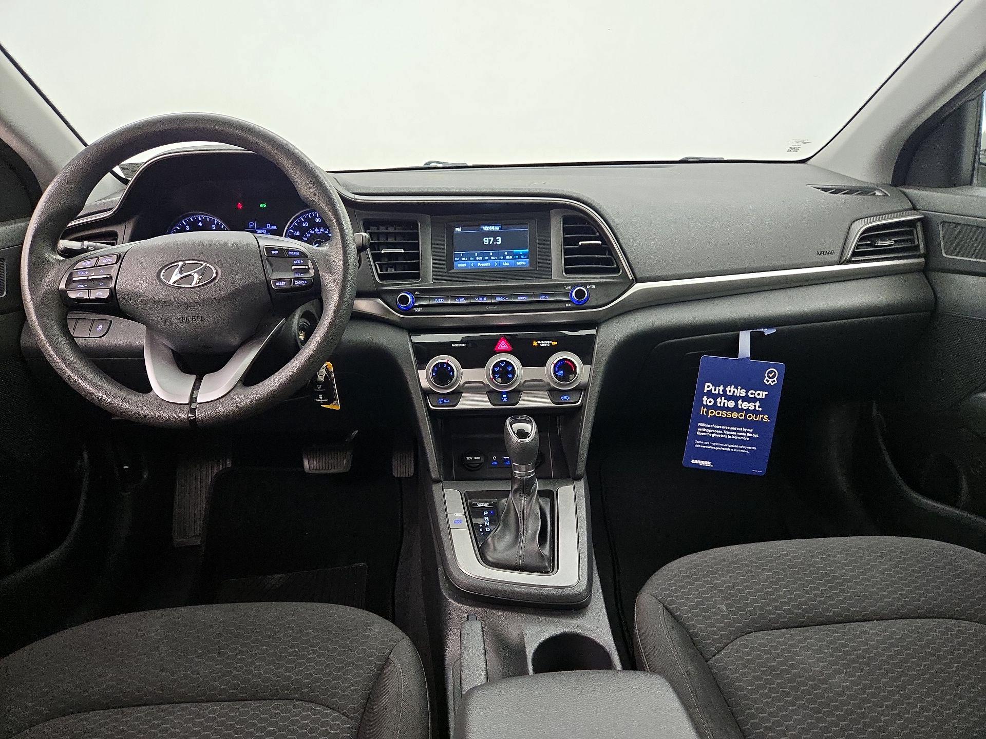 Thumbnail: 2019 Hyundai Elantra - 9