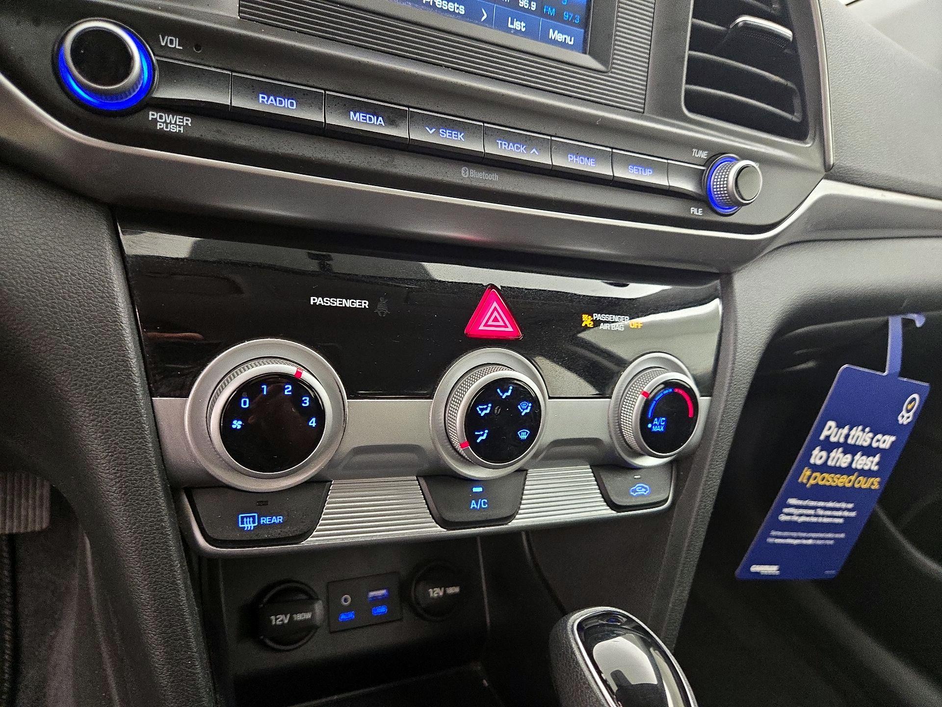 Thumbnail: 2019 Hyundai Elantra - 16