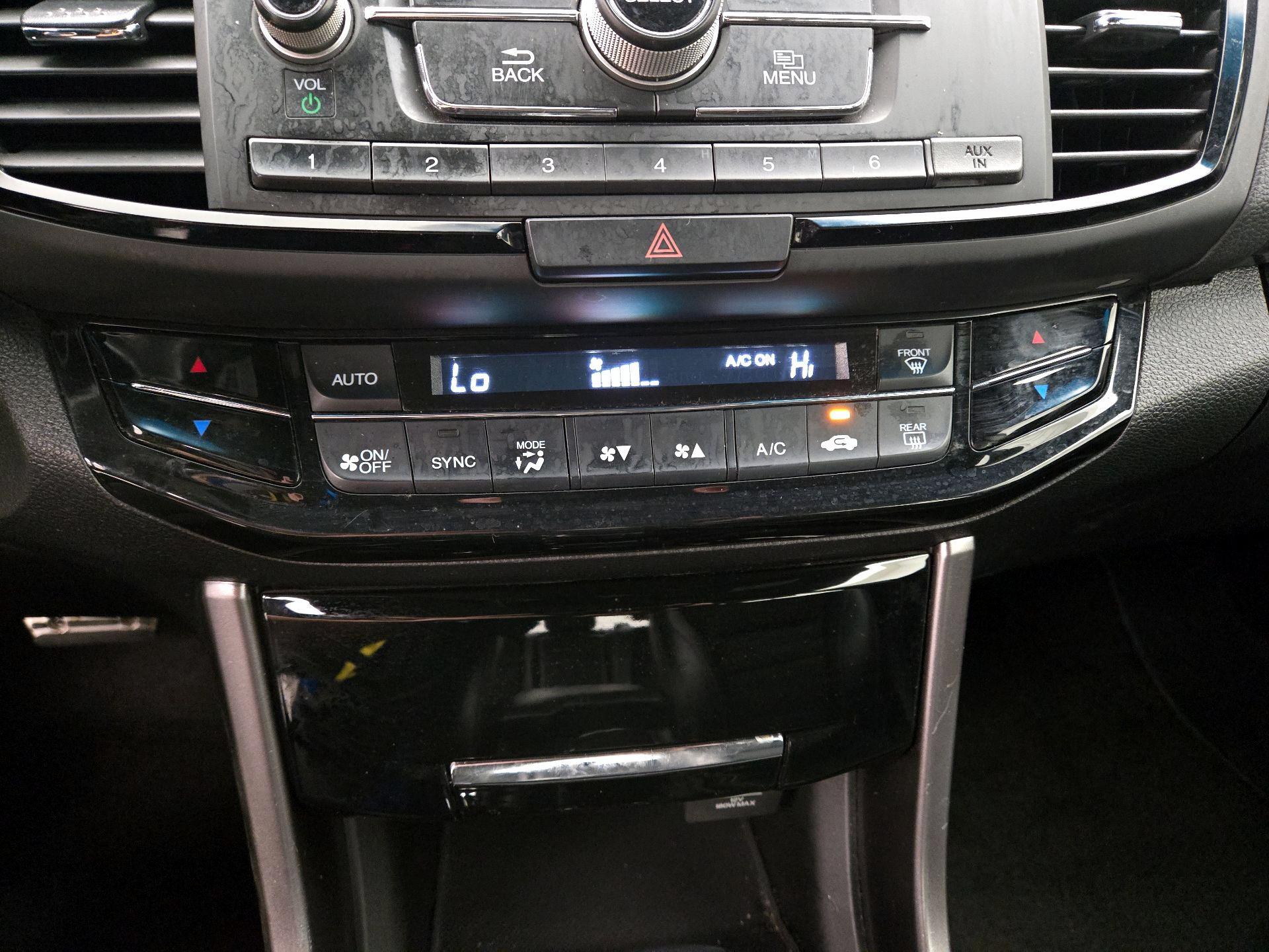 Thumbnail: 2017 Honda Accord - 16