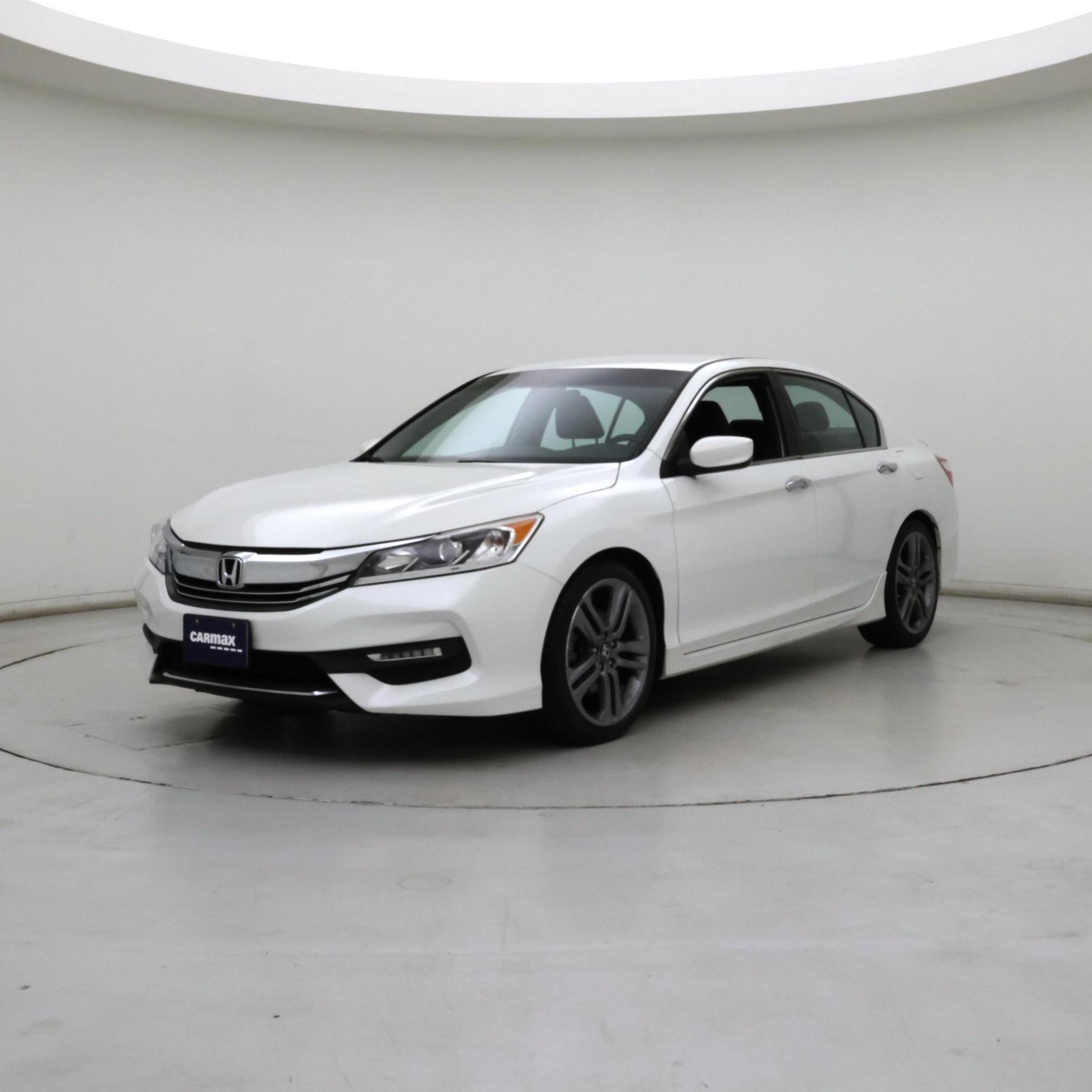 Thumbnail: 2017 Honda Accord - 4