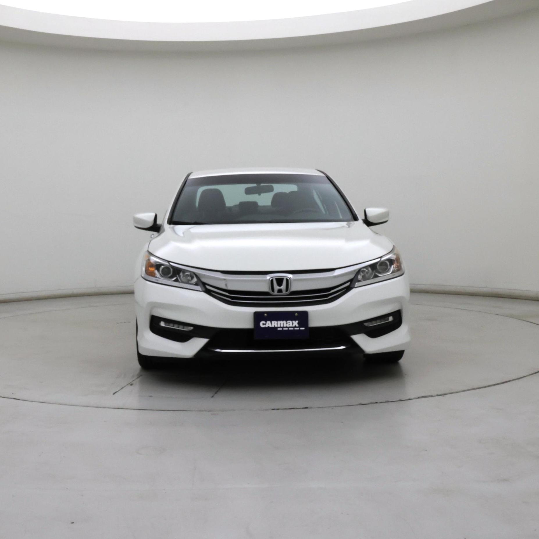 Thumbnail: 2017 Honda Accord - 5