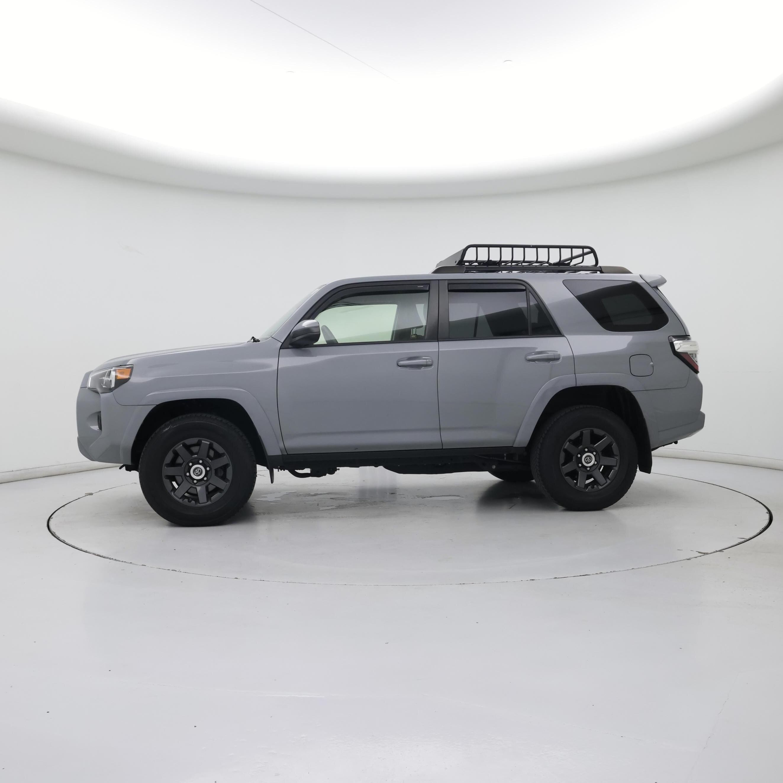 Thumbnail: 2021 Toyota 4Runner - 3