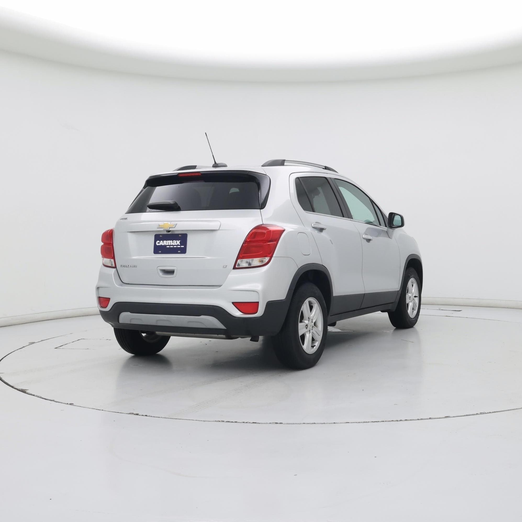 Thumbnail: 2018 Chevrolet Trax - 8