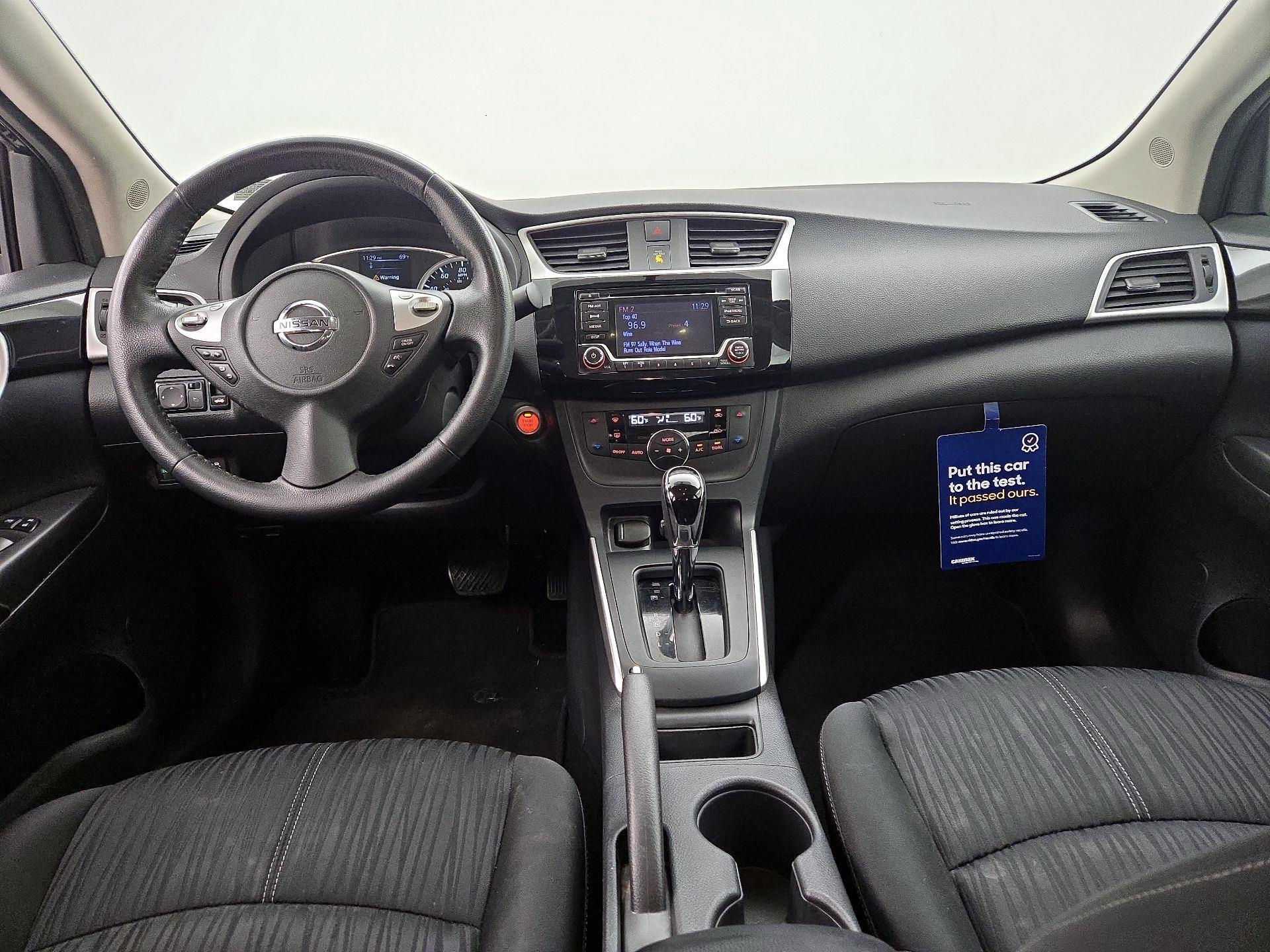 Thumbnail: 2018 Nissan Sentra - 9