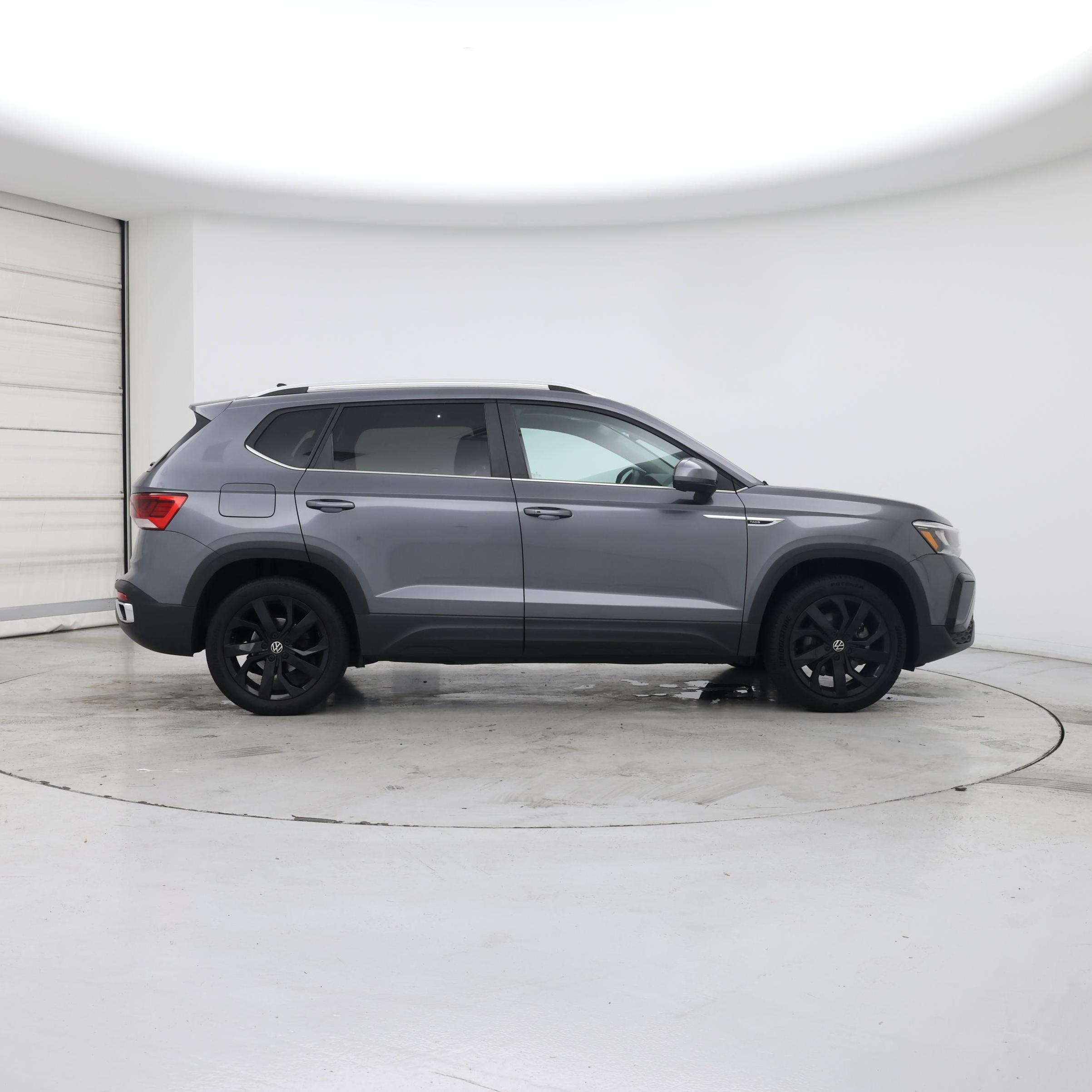 Thumbnail: 2022 Volkswagen Taos - 7