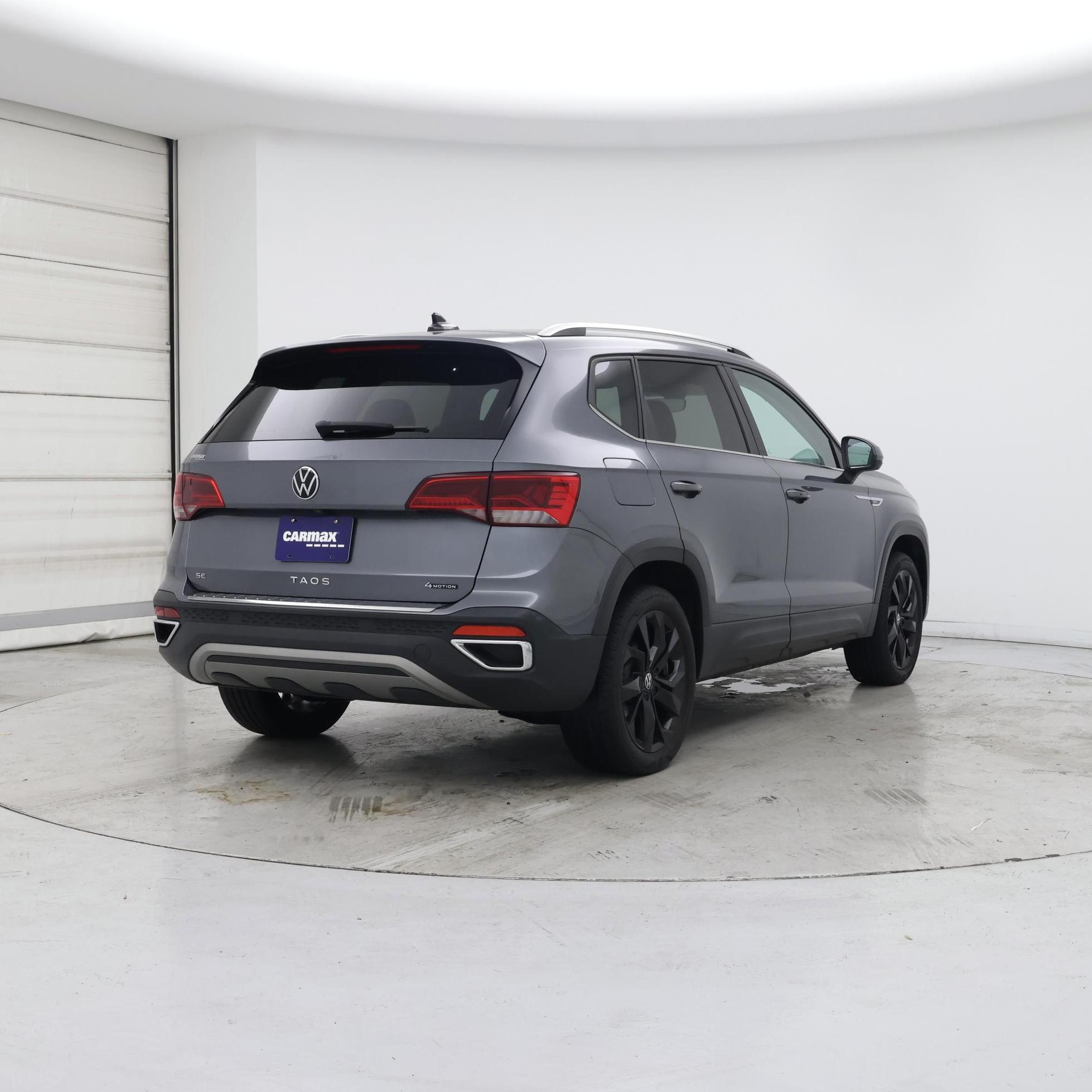 Thumbnail: 2022 Volkswagen Taos - 8