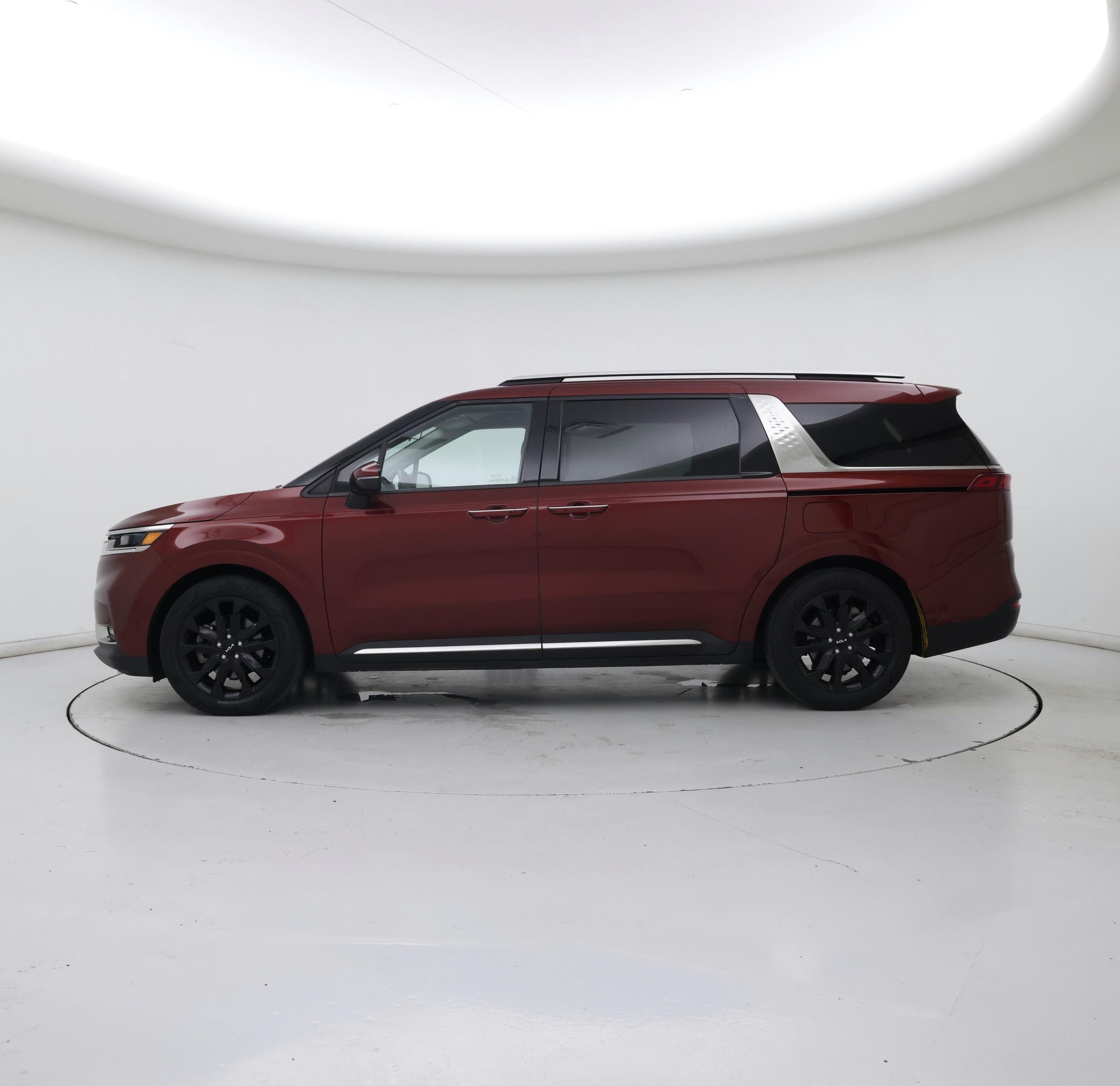 Thumbnail: 2023 Kia Carnival - 3
