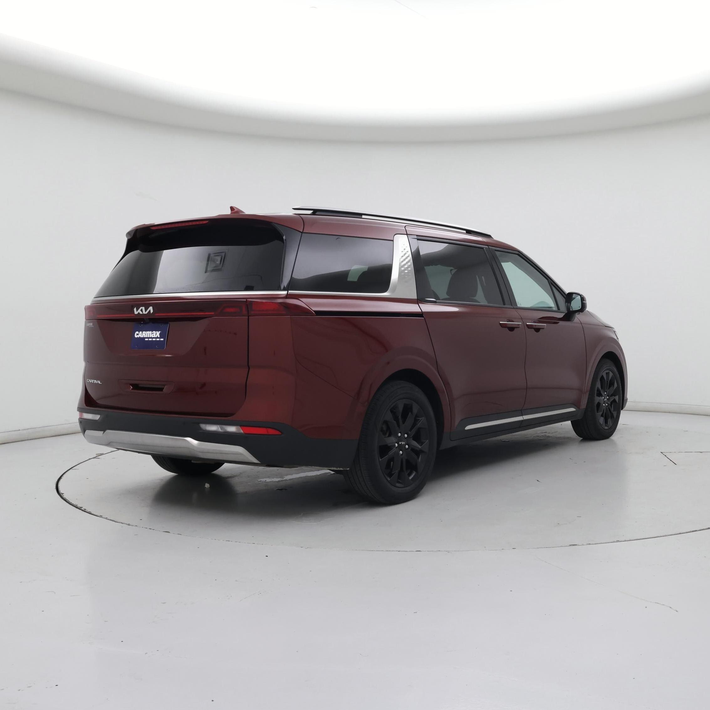Thumbnail: 2023 Kia Carnival - 8