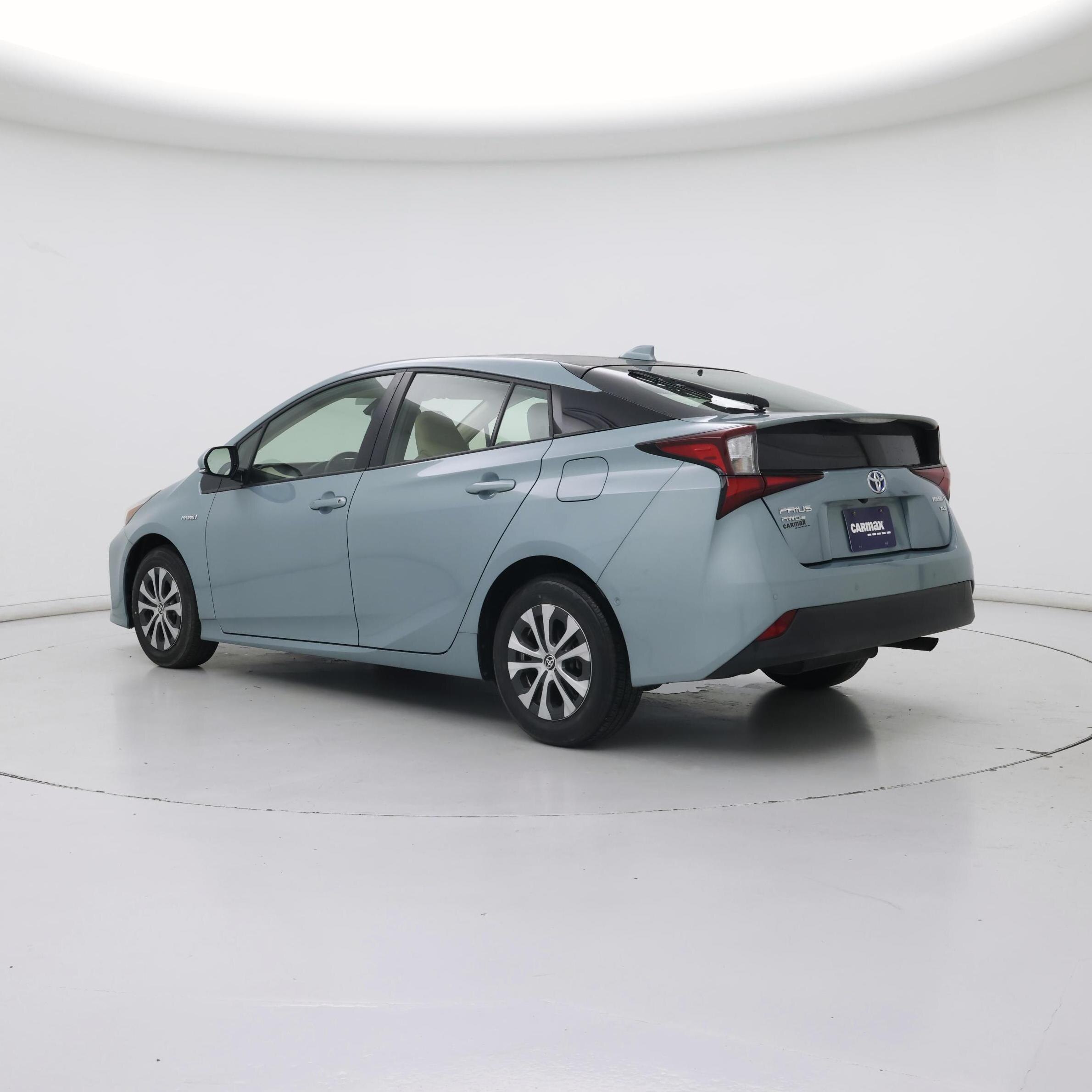Thumbnail: 2020 Toyota Prius - 2