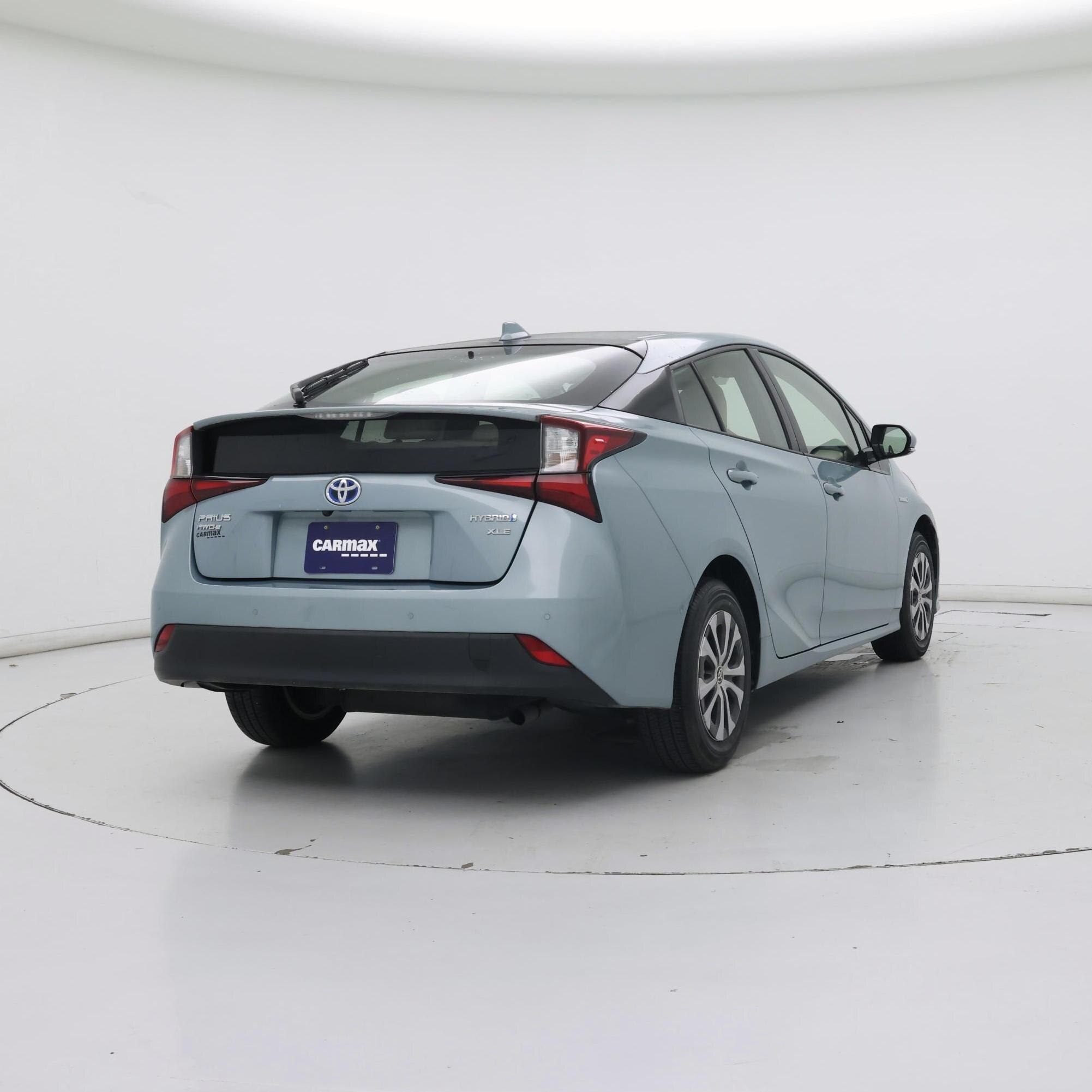 Thumbnail: 2020 Toyota Prius - 8