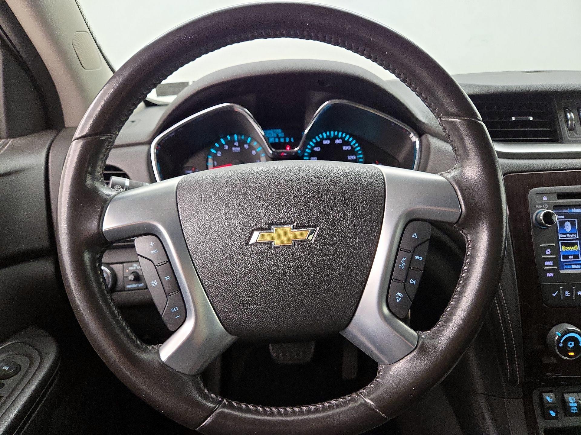 Thumbnail: 2017 Chevrolet Traverse - 10