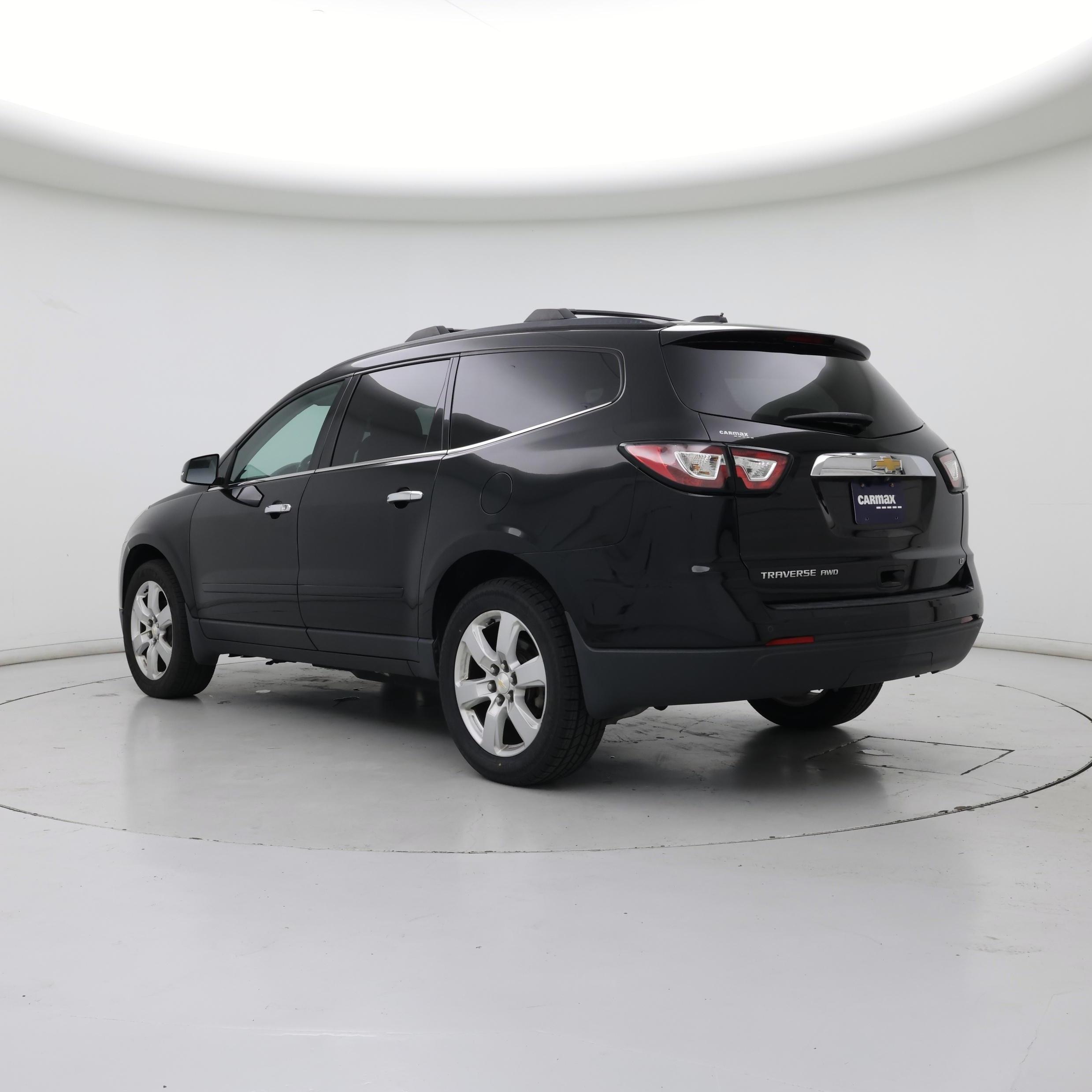 Thumbnail: 2017 Chevrolet Traverse - 2