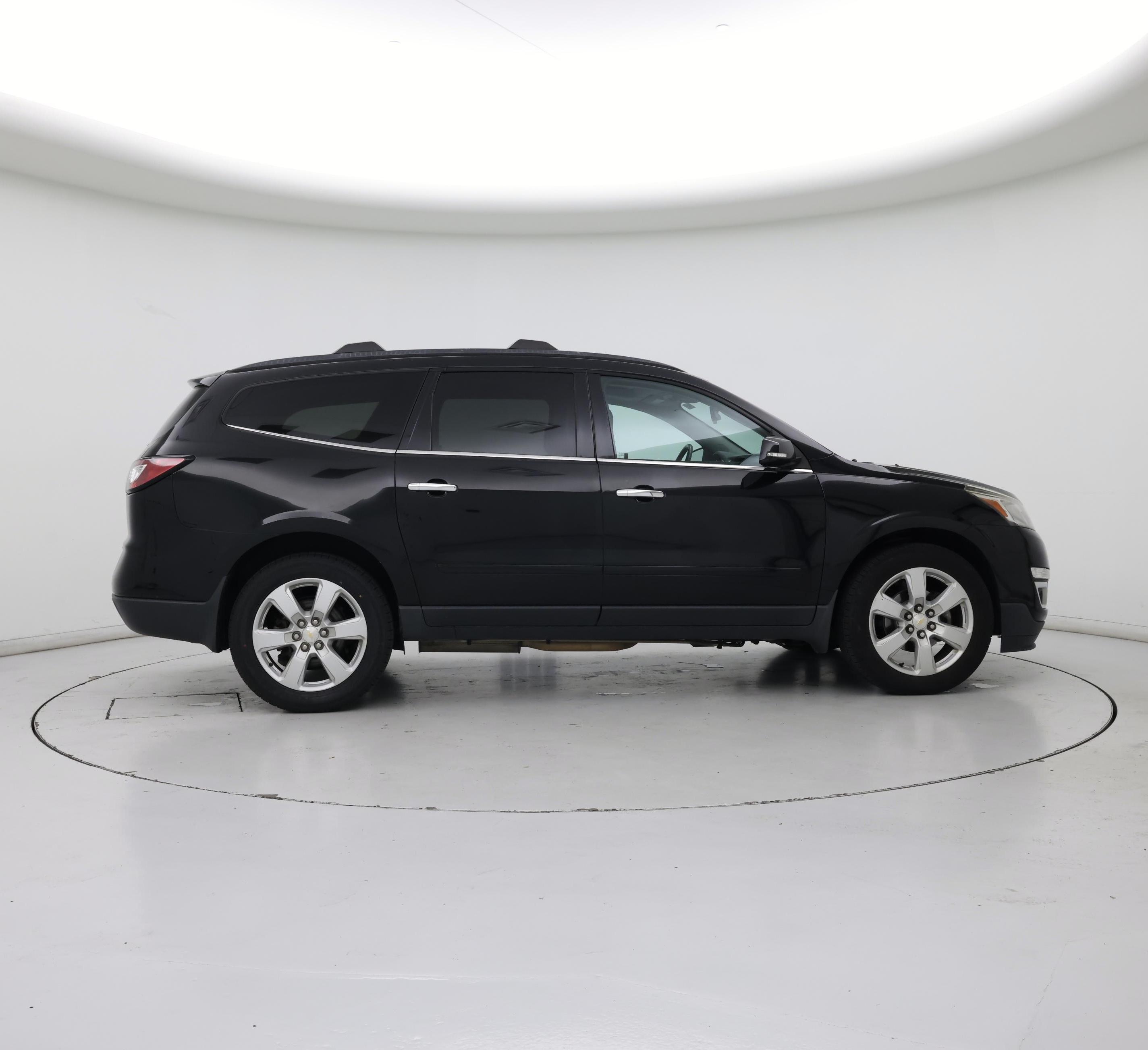 Thumbnail: 2017 Chevrolet Traverse - 7