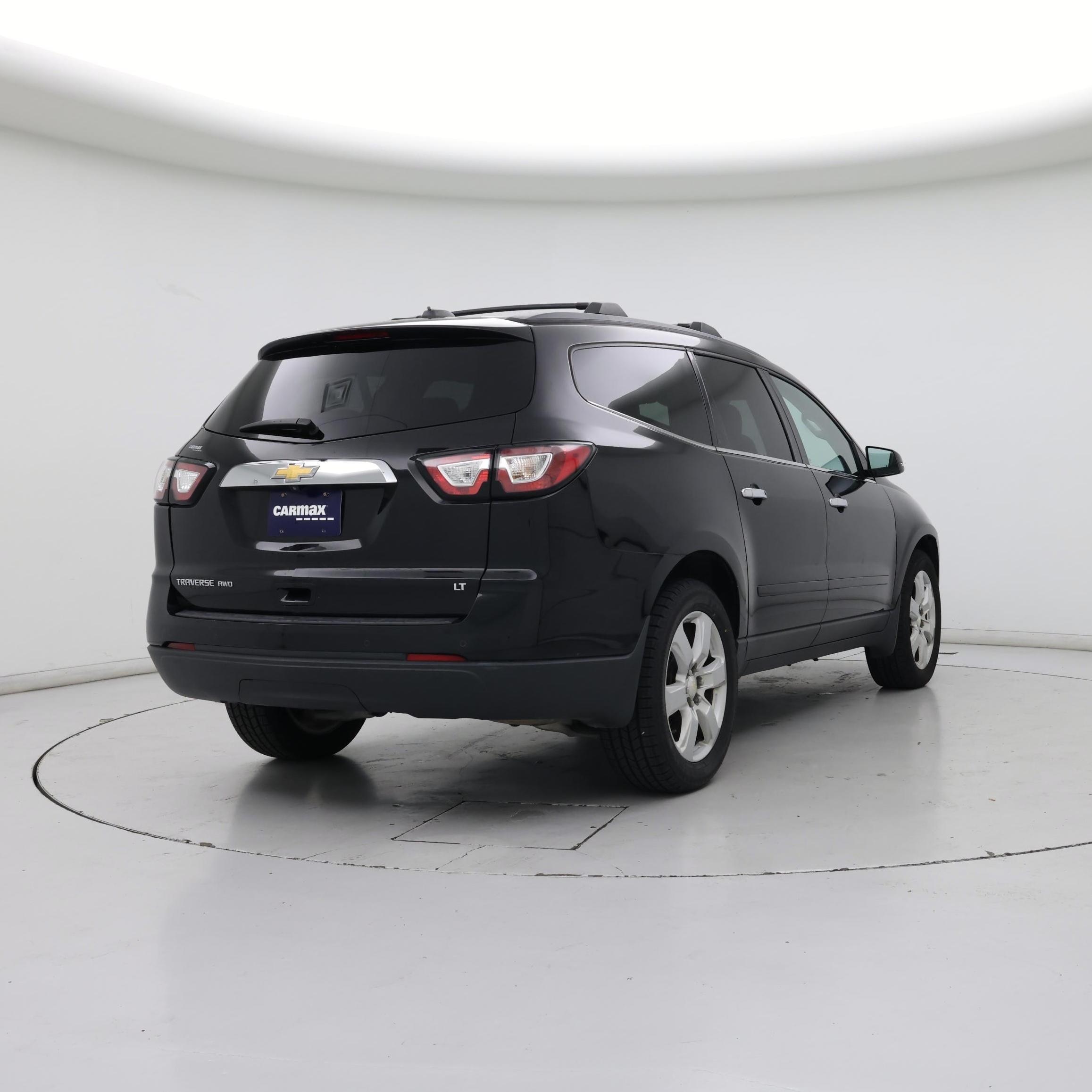 Thumbnail: 2017 Chevrolet Traverse - 8