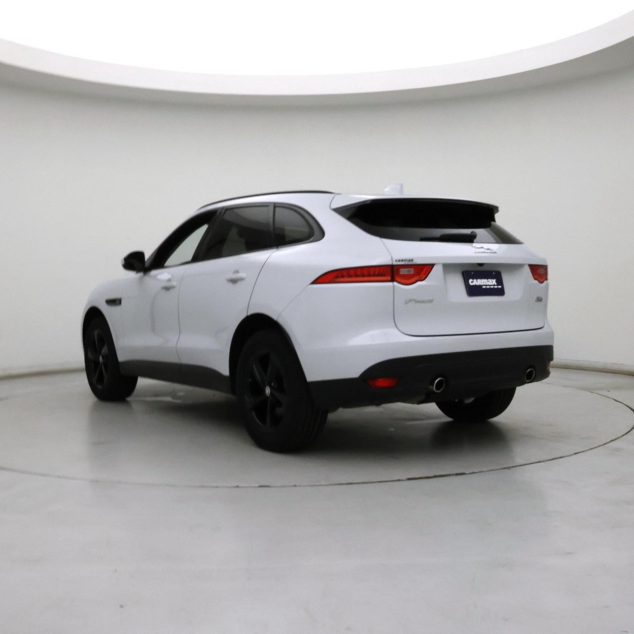 Thumbnail: 2019 Jaguar F-Pace - 2