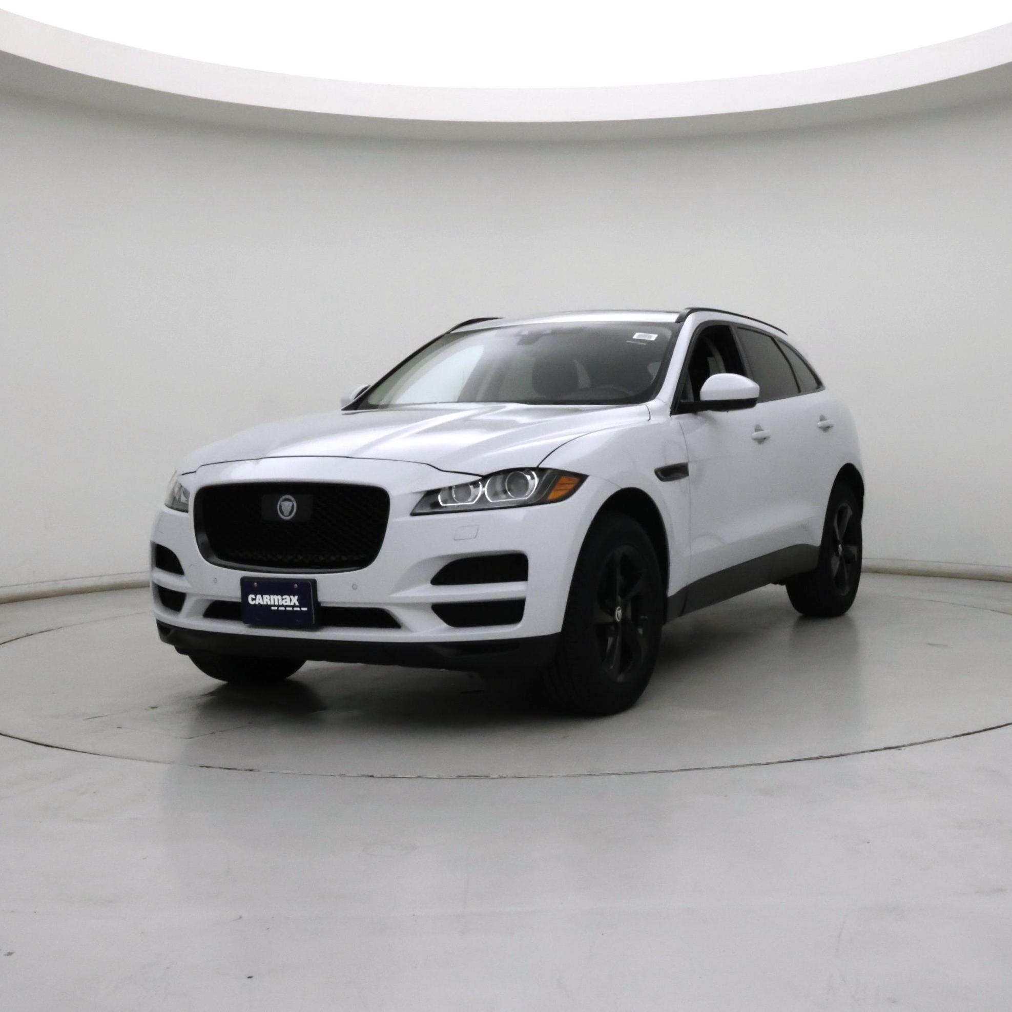 Thumbnail: 2019 Jaguar F-Pace - 4