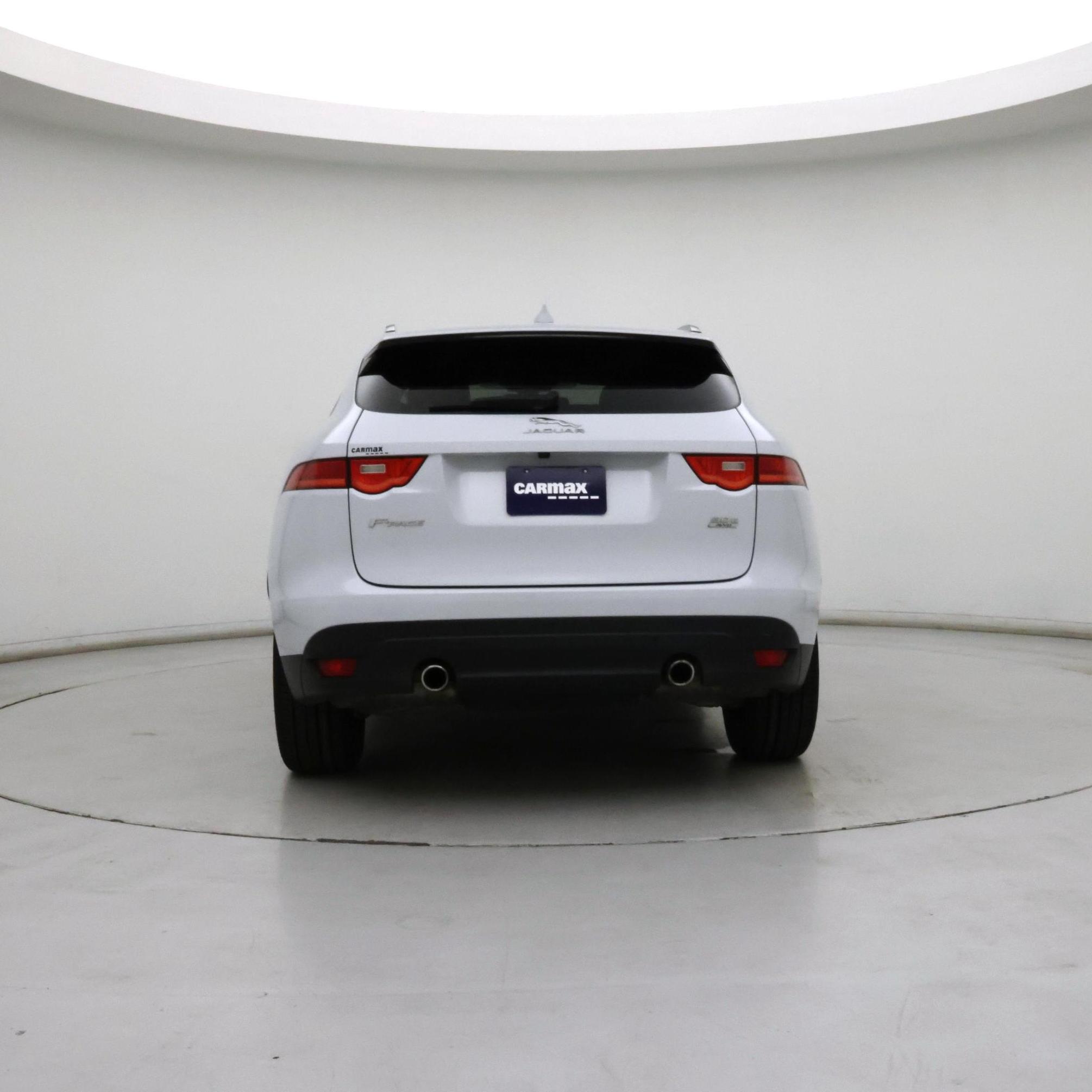 Thumbnail: 2019 Jaguar F-Pace - 6