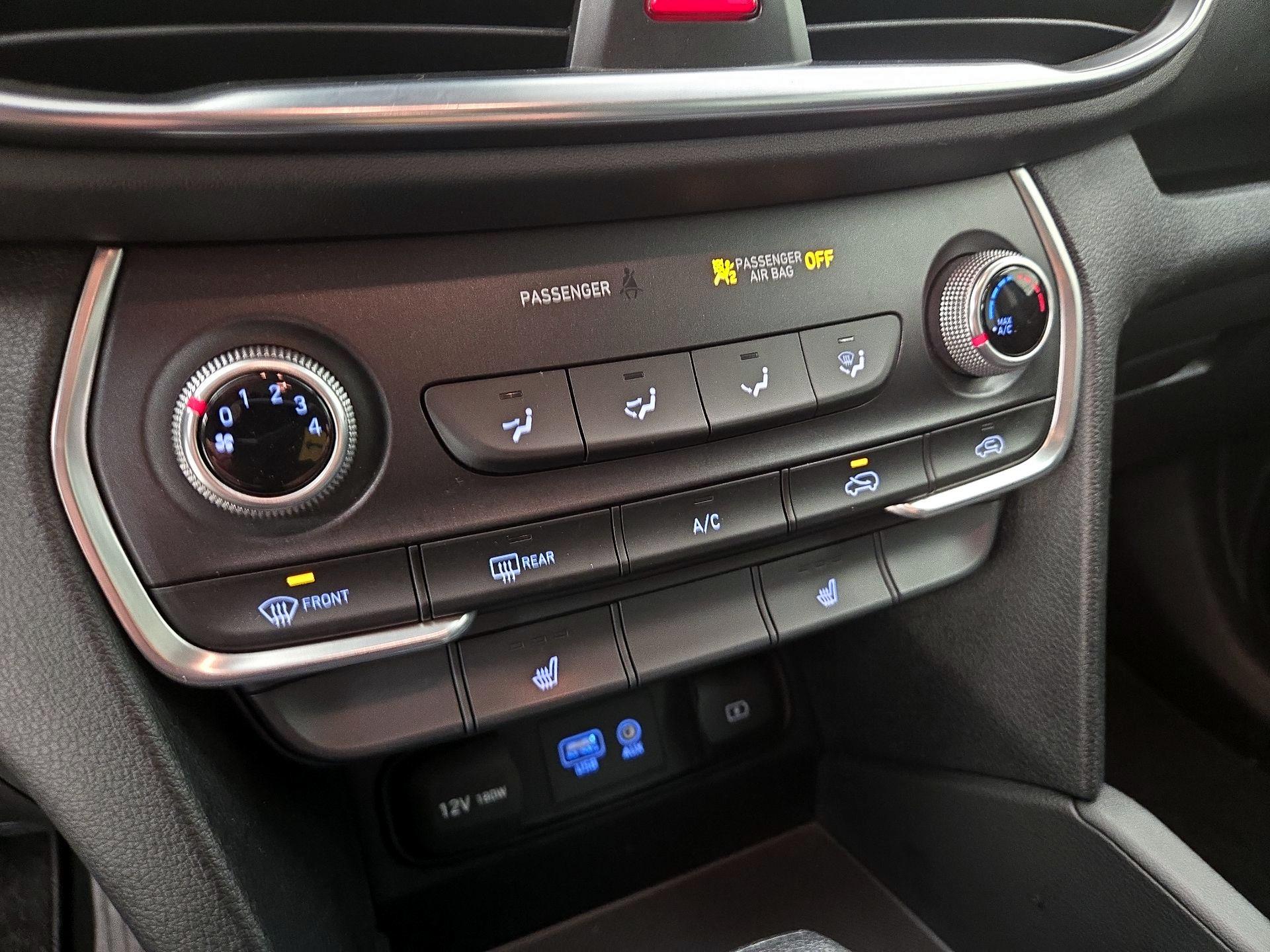 Thumbnail: 2020 Hyundai Santa Fe - 16