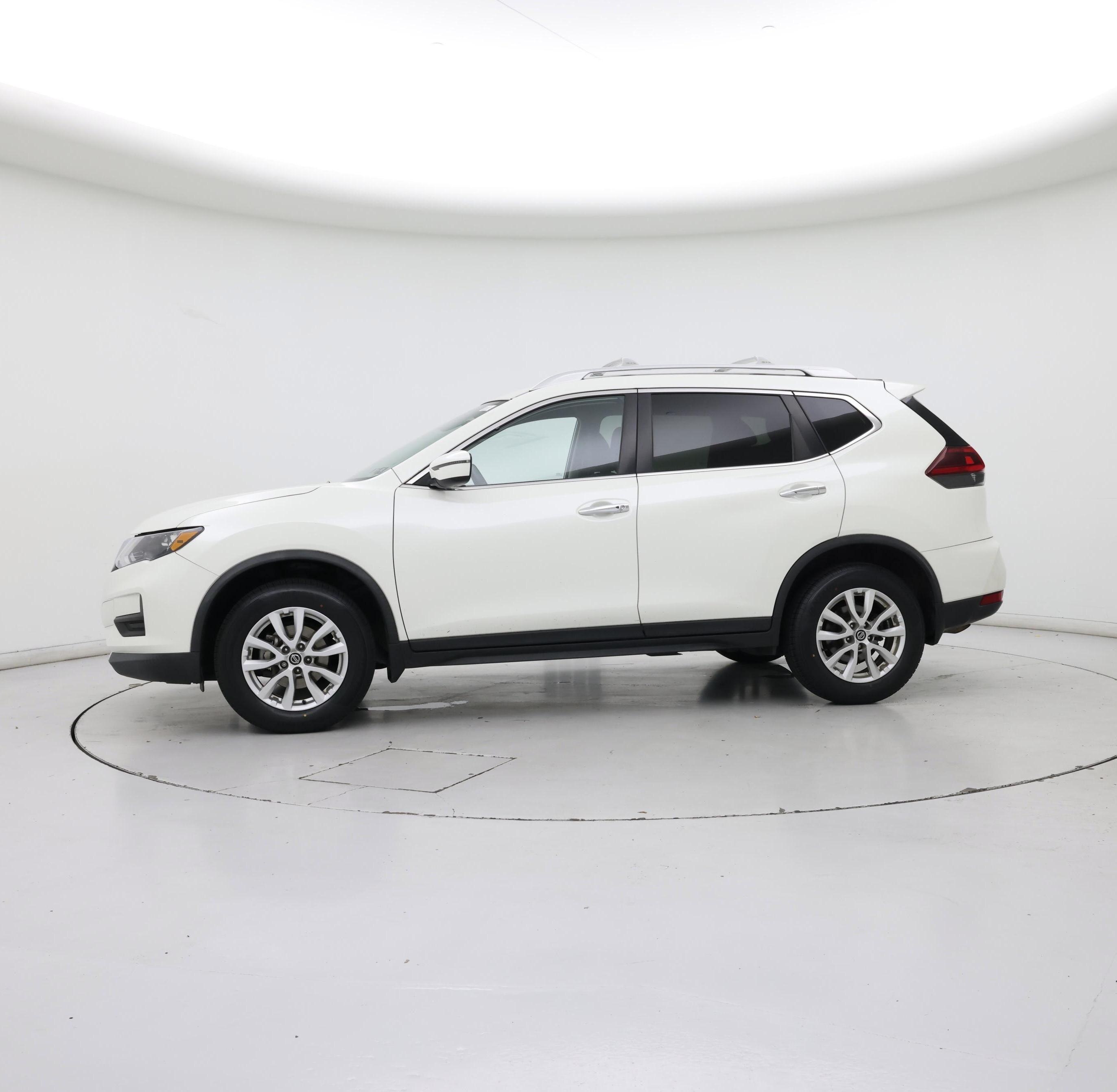 Thumbnail: 2020 Nissan Rogue - 3