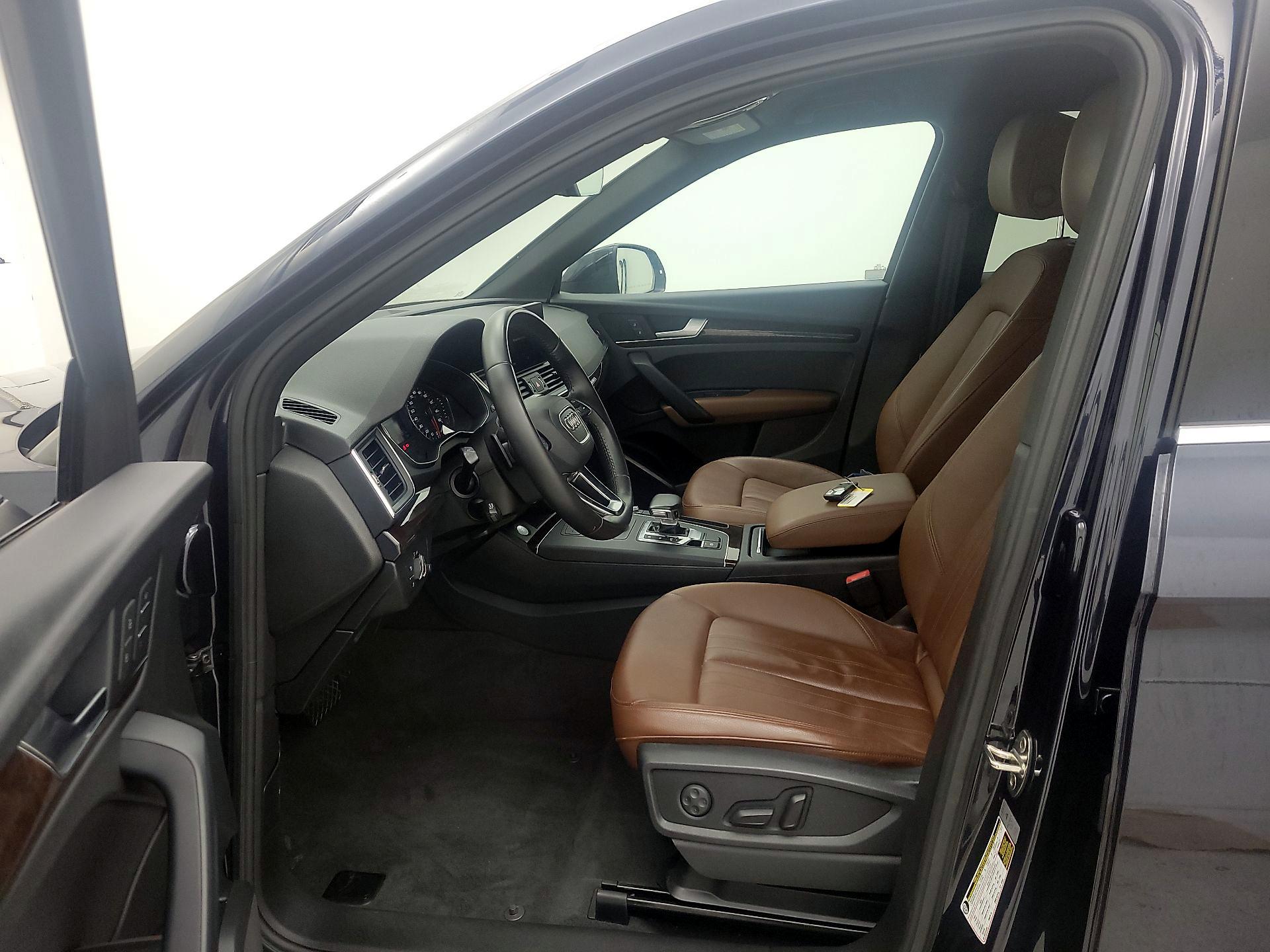 Thumbnail: 2019 Audi Q5 - 11