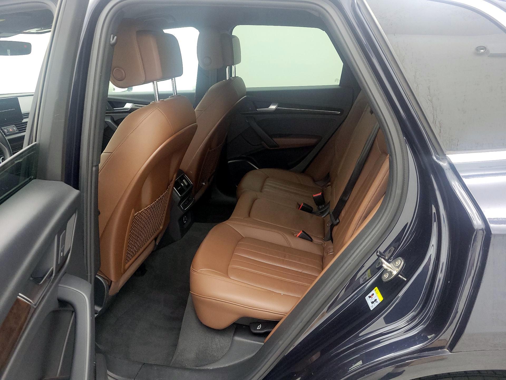 Thumbnail: 2019 Audi Q5 - 19