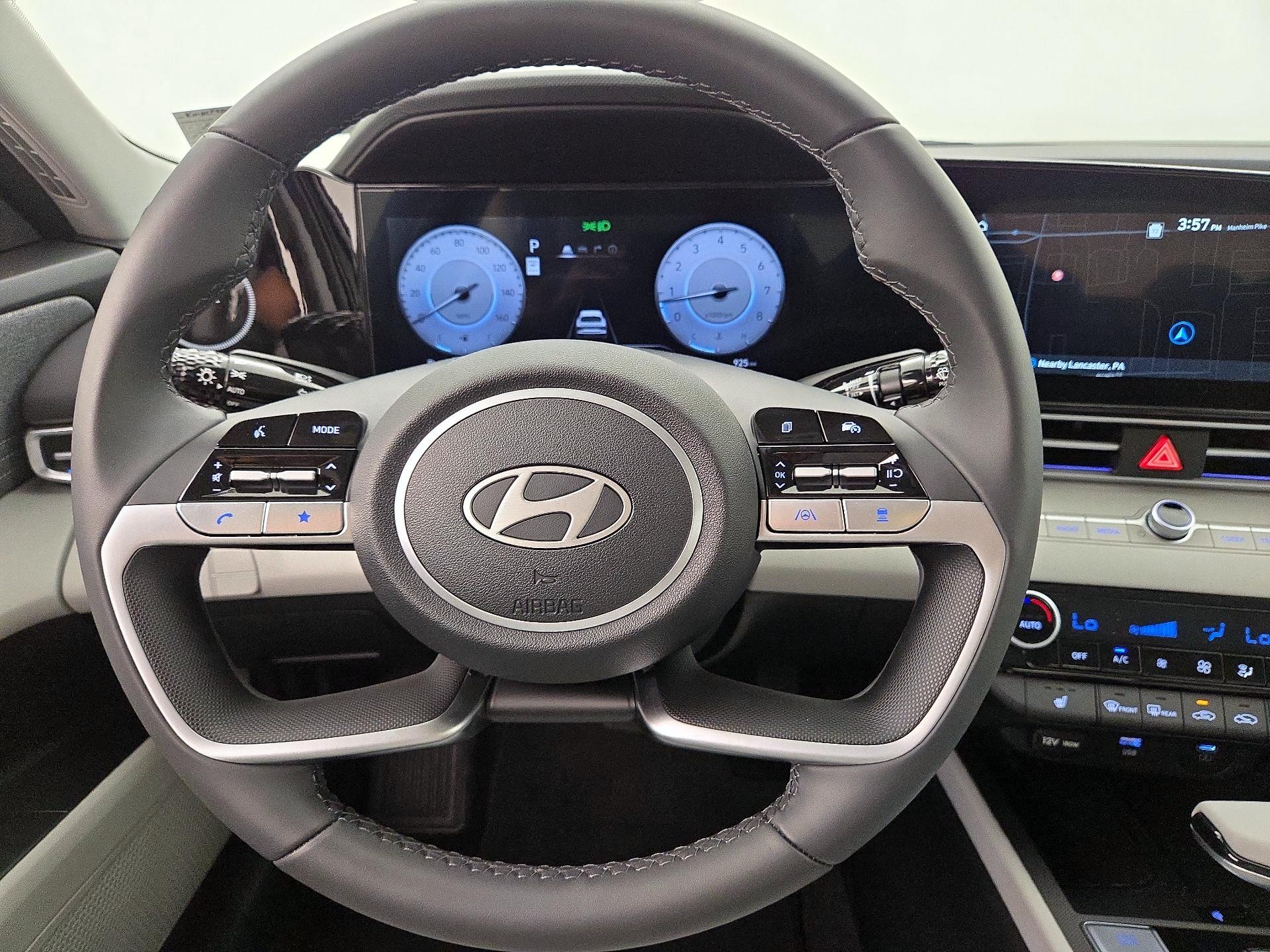 Thumbnail: 2025 Hyundai Elantra - 10